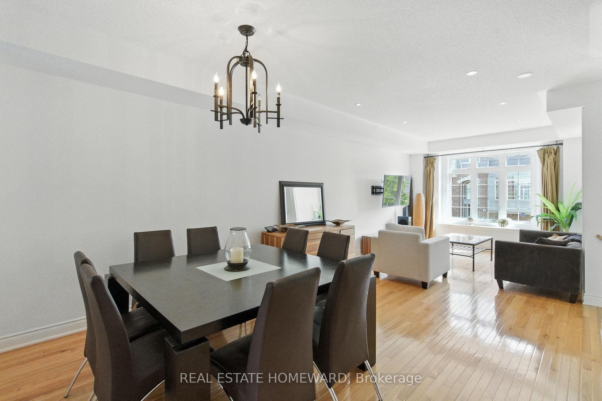4 Isaac Devins Avenue photo 6