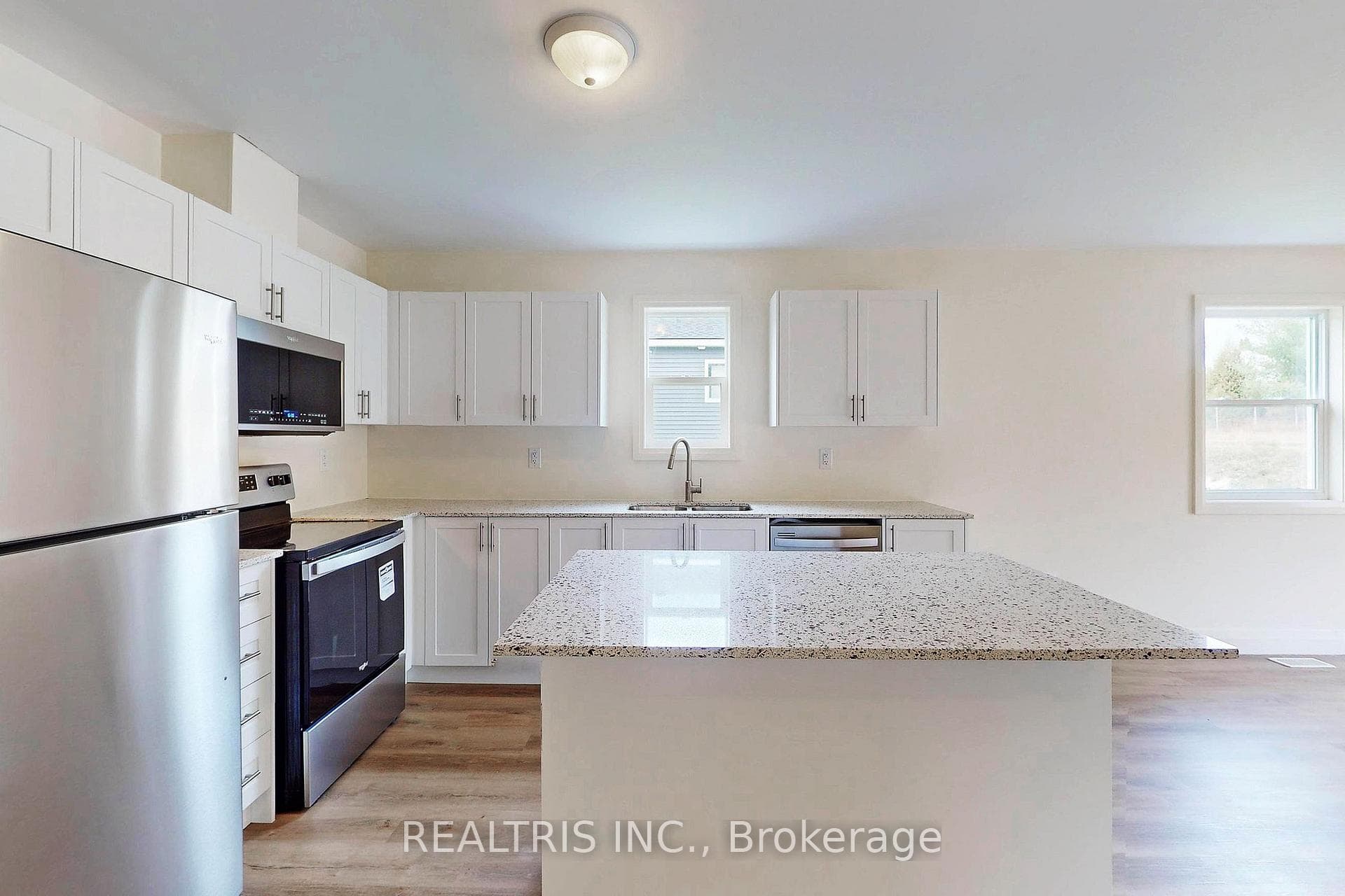 148 Patricia Street photo 15