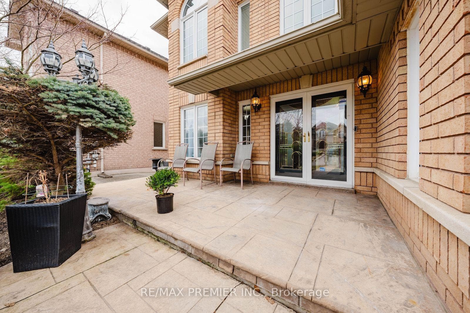 16 St Michele Place Unit Upper photo 5