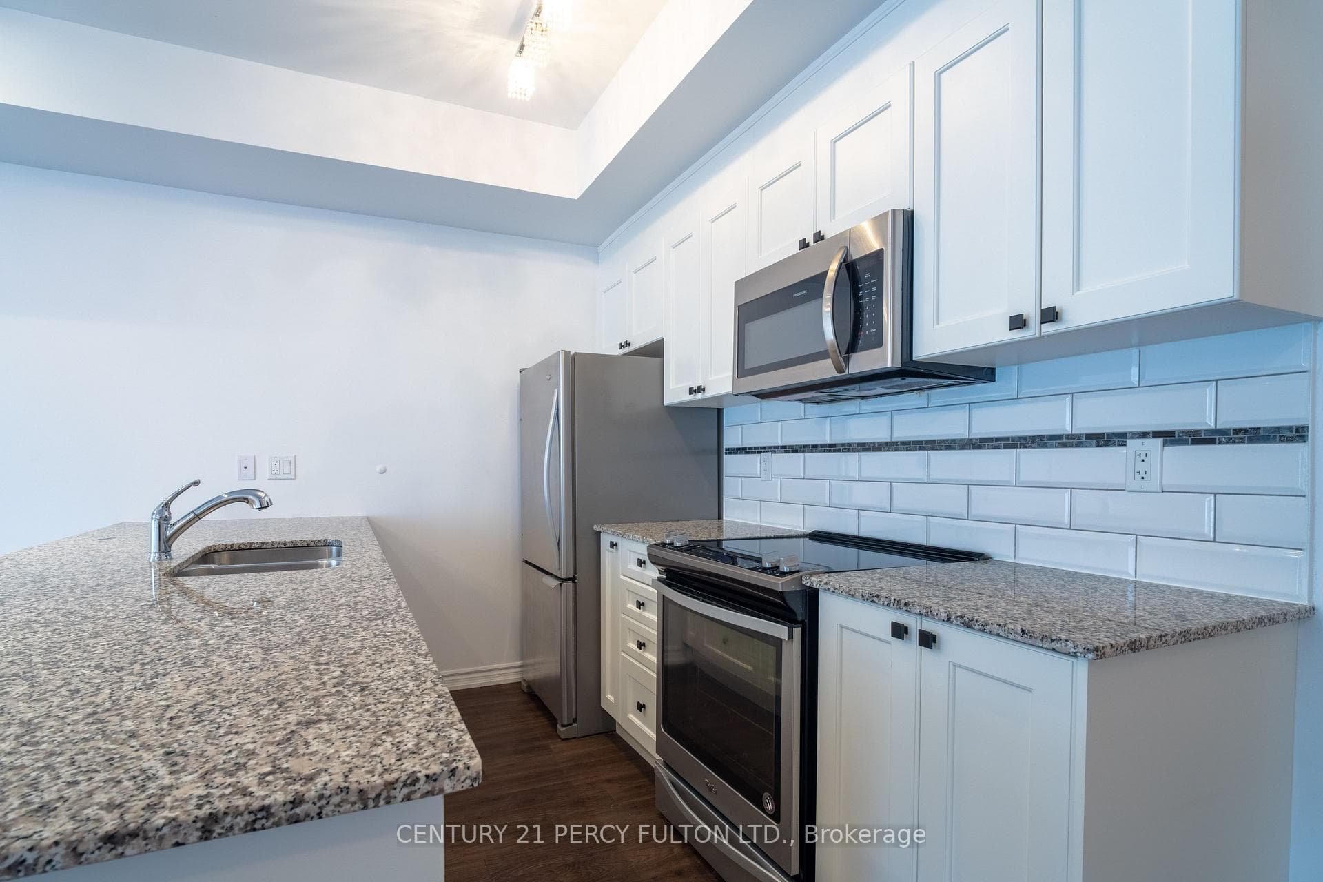 1724 Grenwich Glen Unit 252 photo 5