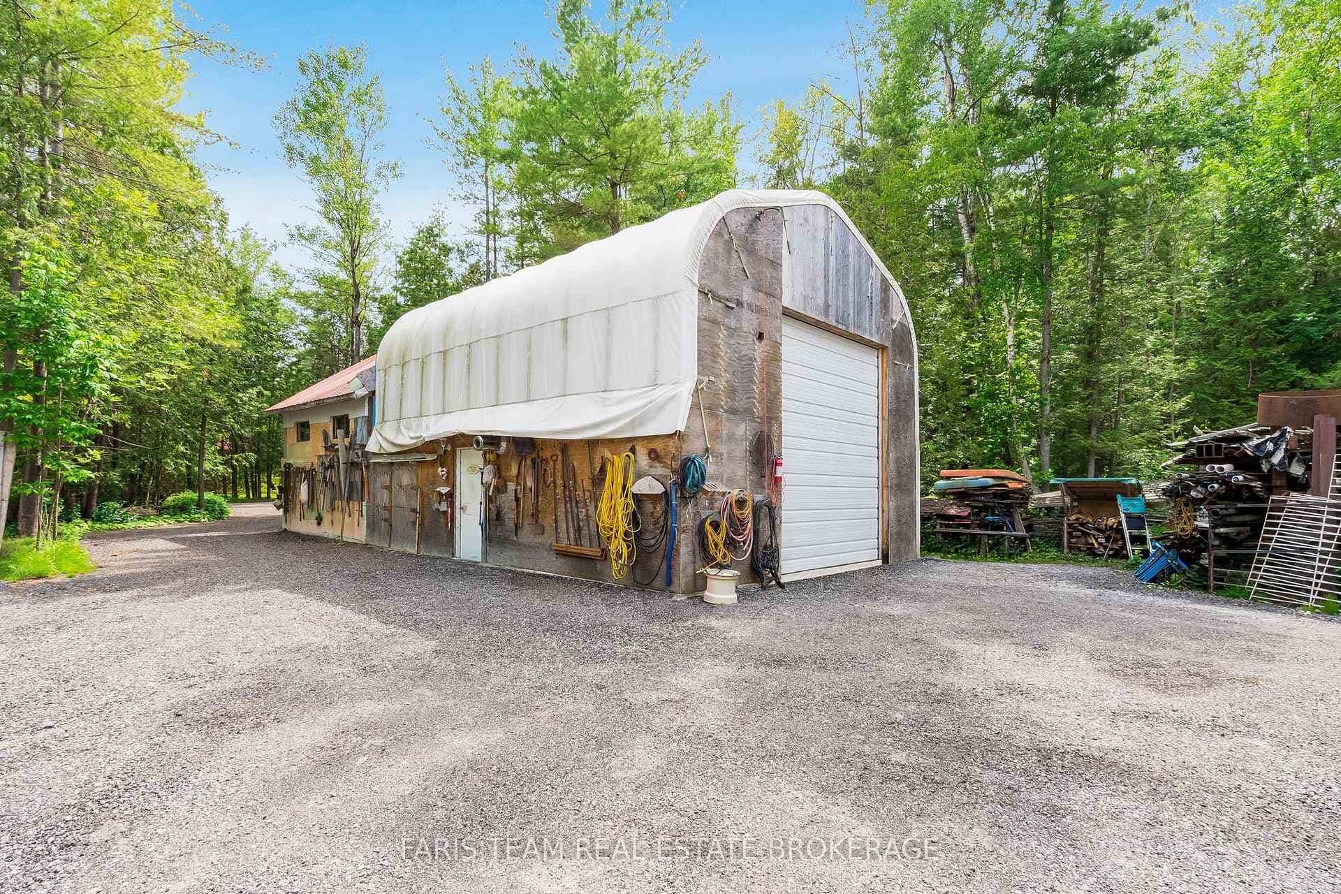 636 Harbour Street photo 43
