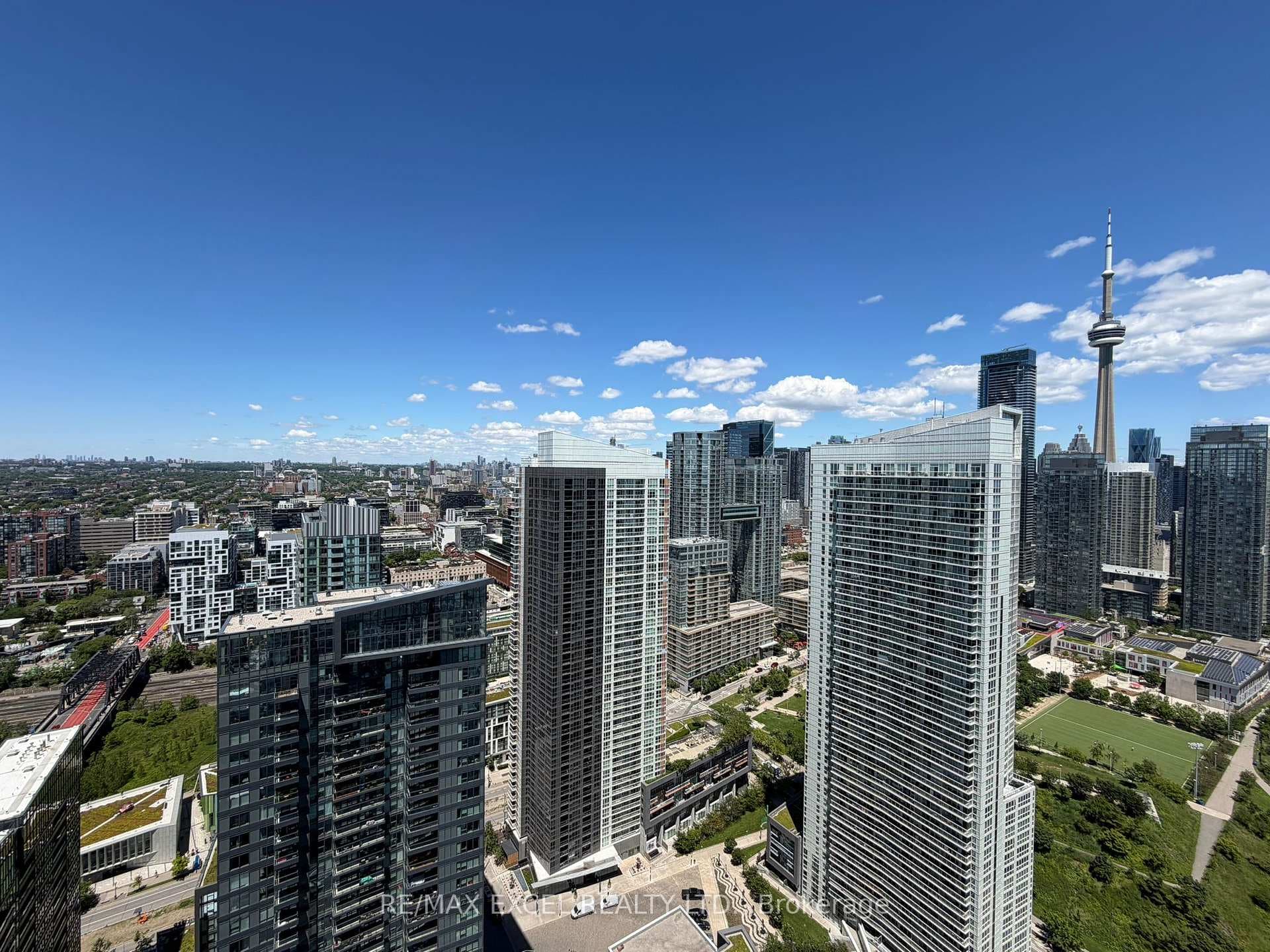 17 Bathurst Street Unit 4606 photo 3