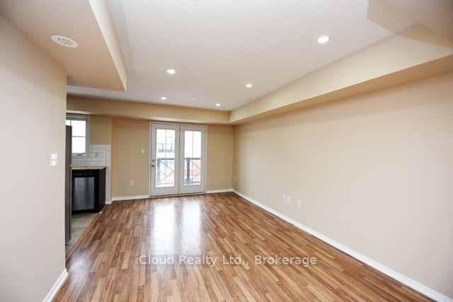 2480 Post Road Unit 23 photo 3