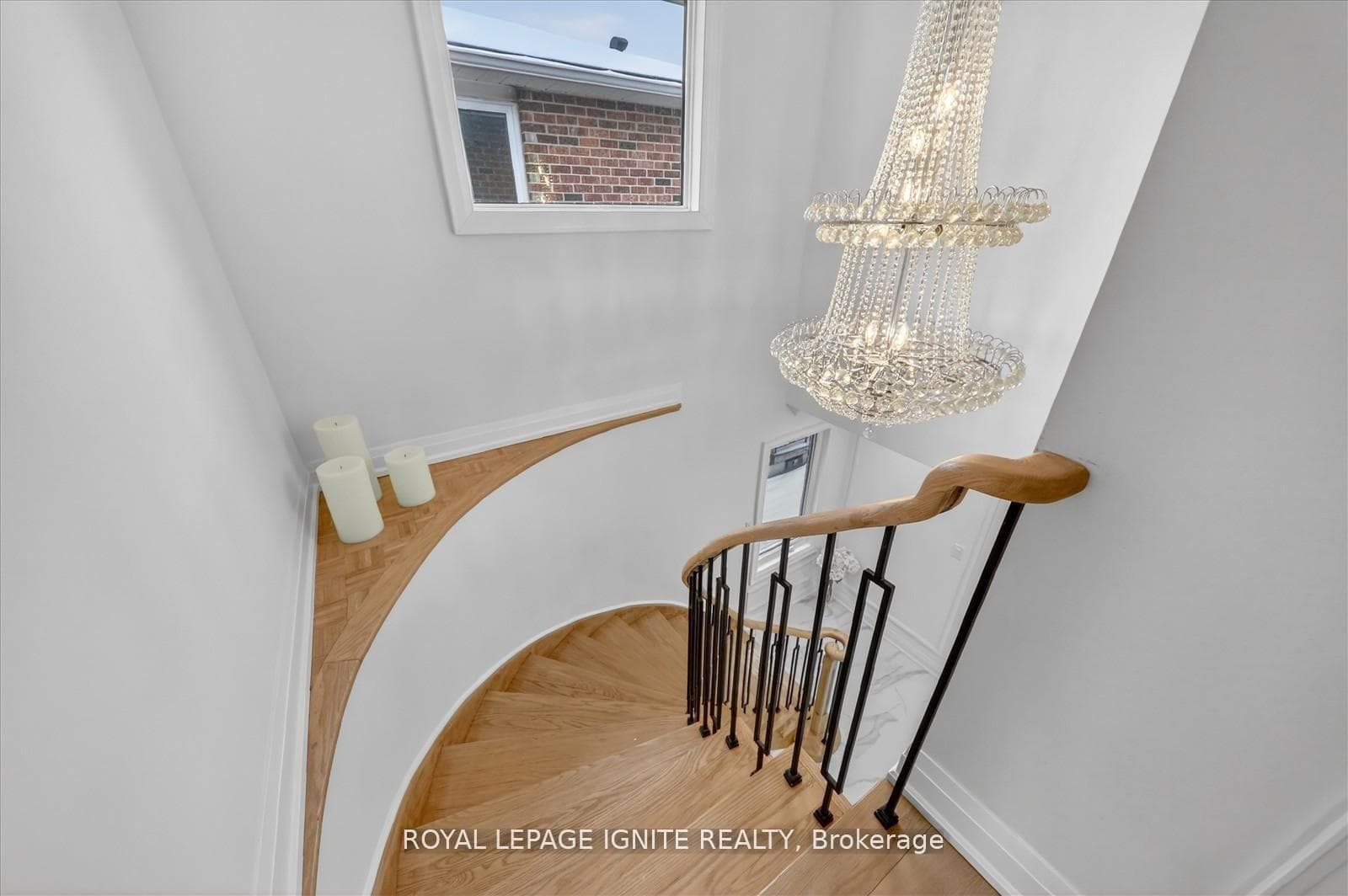 167 Mathewson Street photo 23