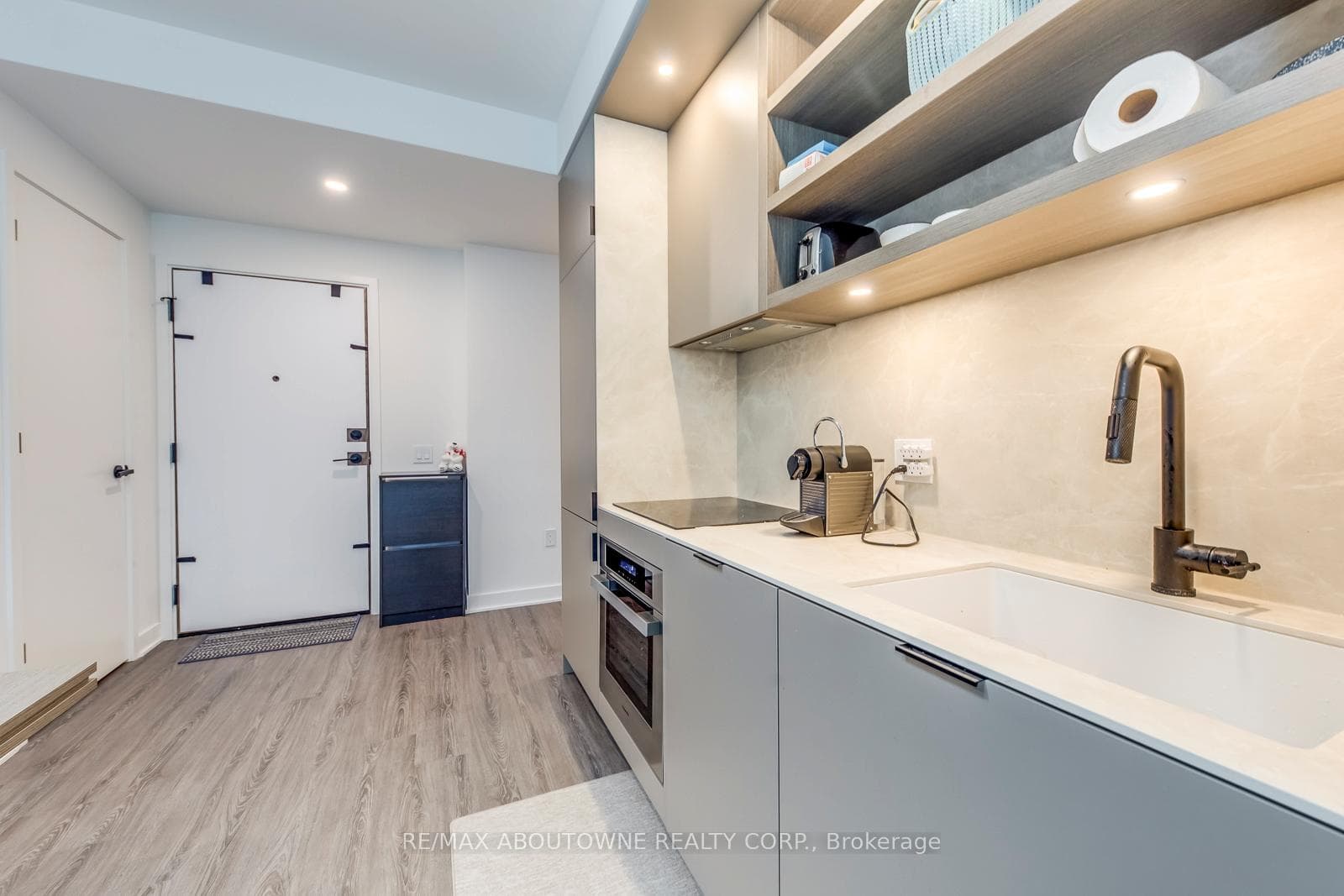 55 Charles Street Unit 1807 photo 10