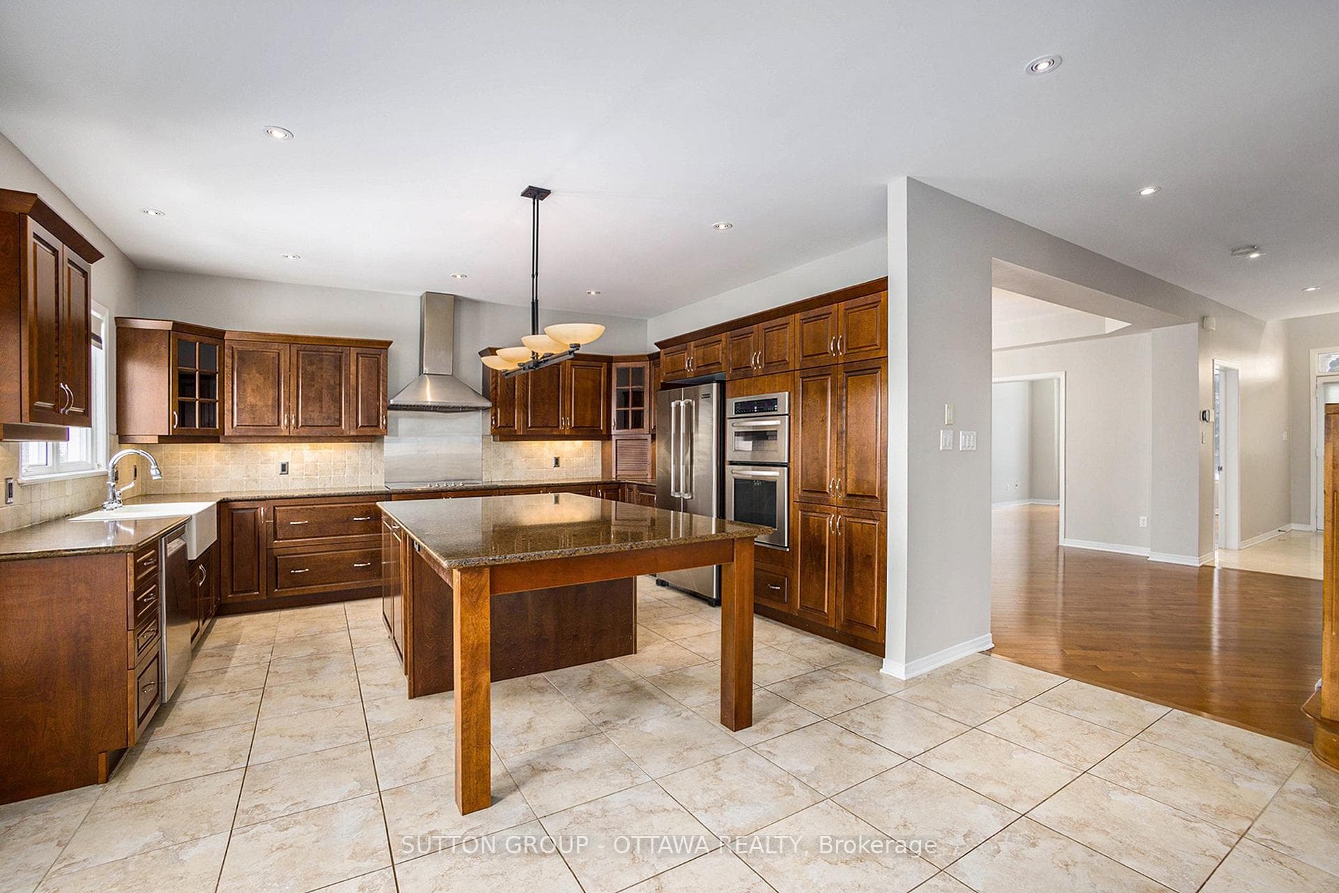 181 Windance Crescent photo 21
