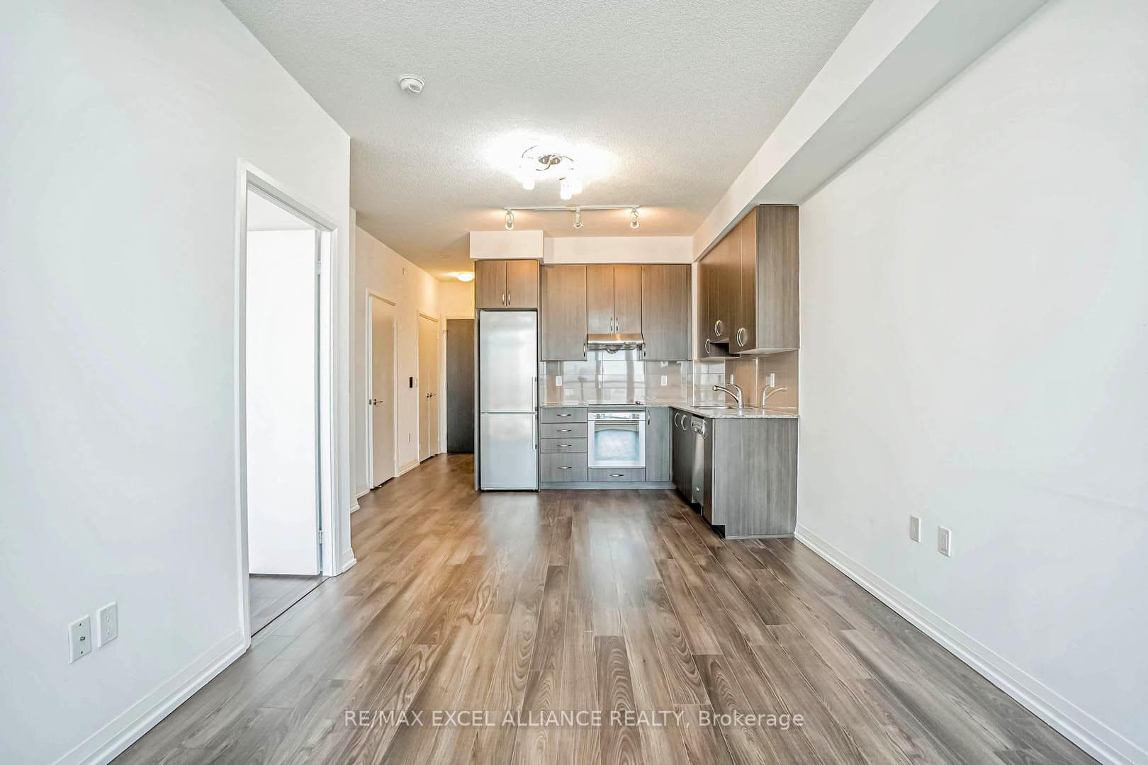 55 Ann O'reilly Road Unit 2010 photo 11