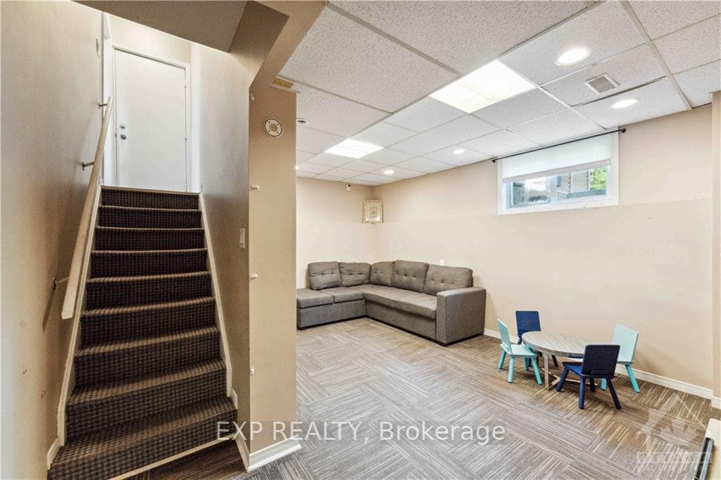 25 HUNTERSFIELD Drive photo 25