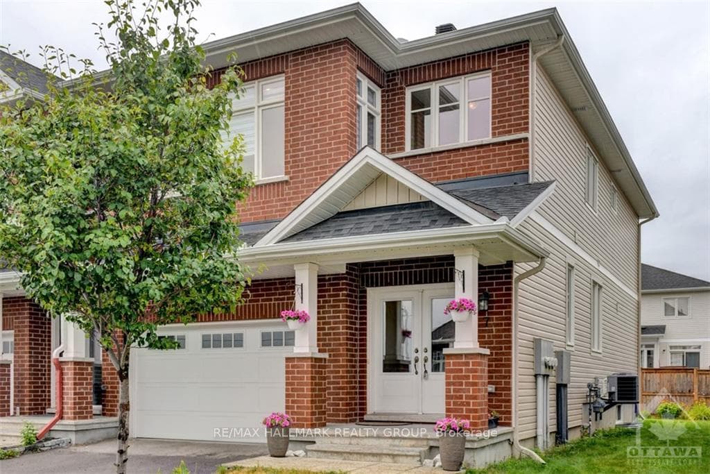7 BORLAND Drive photo 2
