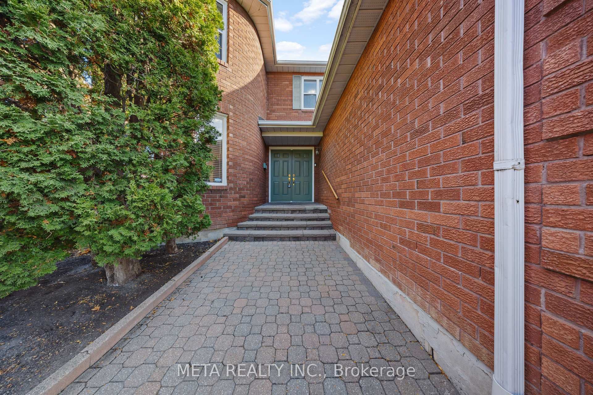 19 Turriff Crescent photo 3