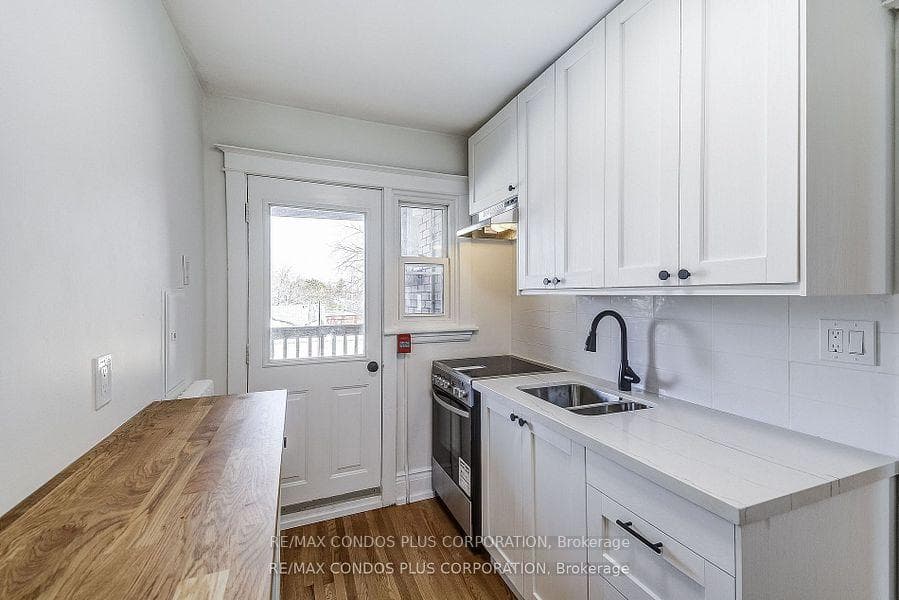 4 North Oval Street Unit 5 photo 9