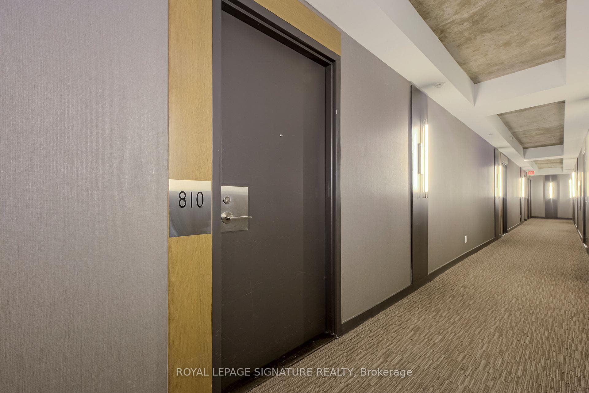 1030 King Street Unit 810 photo 5