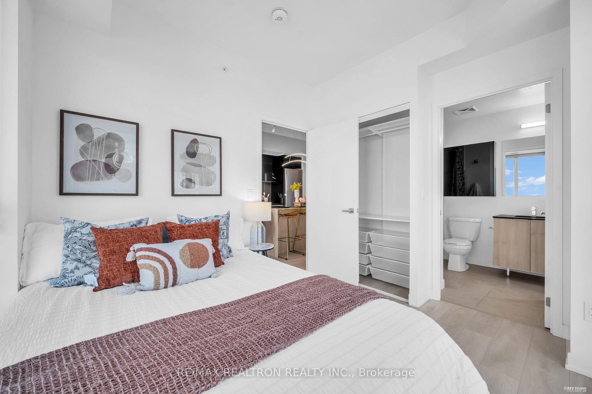 31 Tippett Road Unit 1515 photo 20