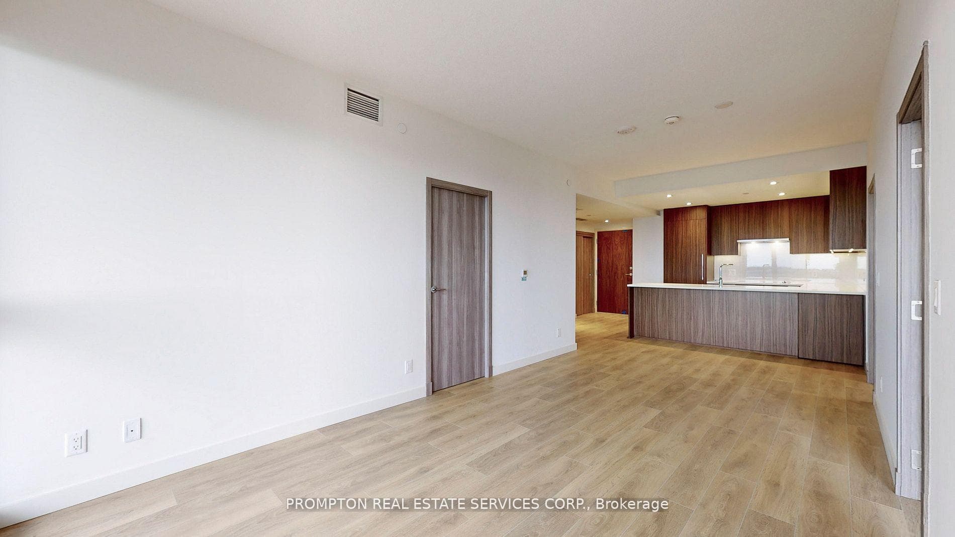 25 McMahon Drive Unit 1702 photo 36