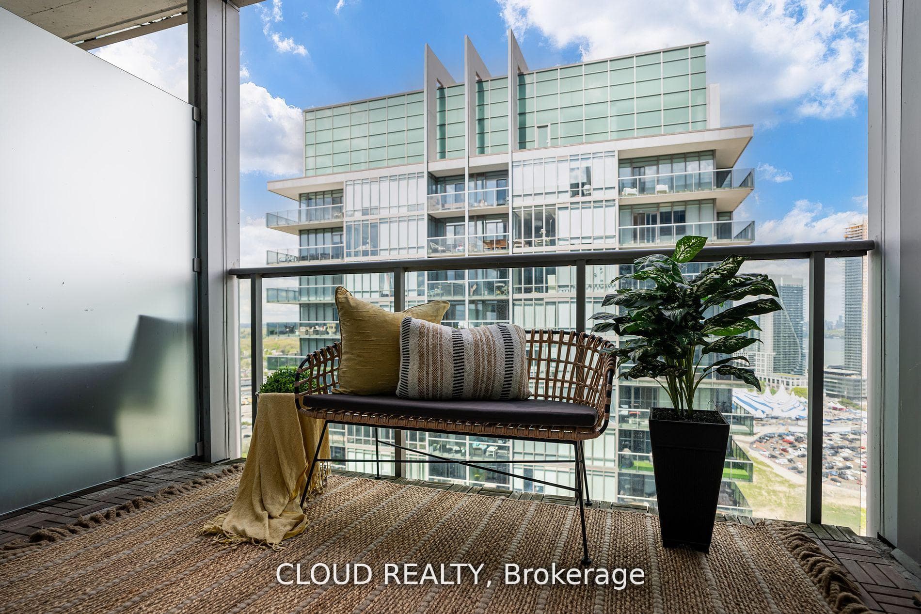 88 Park Lawn Road Unit 2809 photo 25