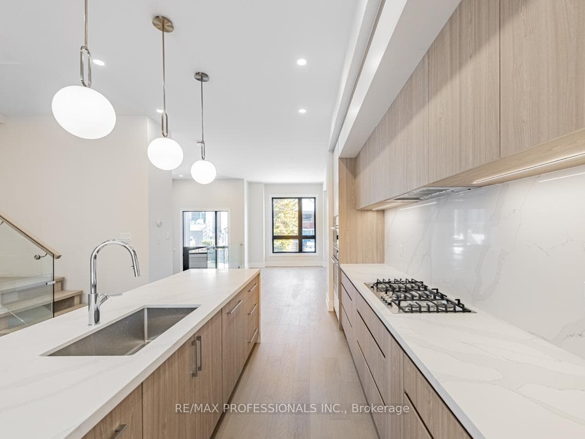 40 Beresford Avenue photo 10