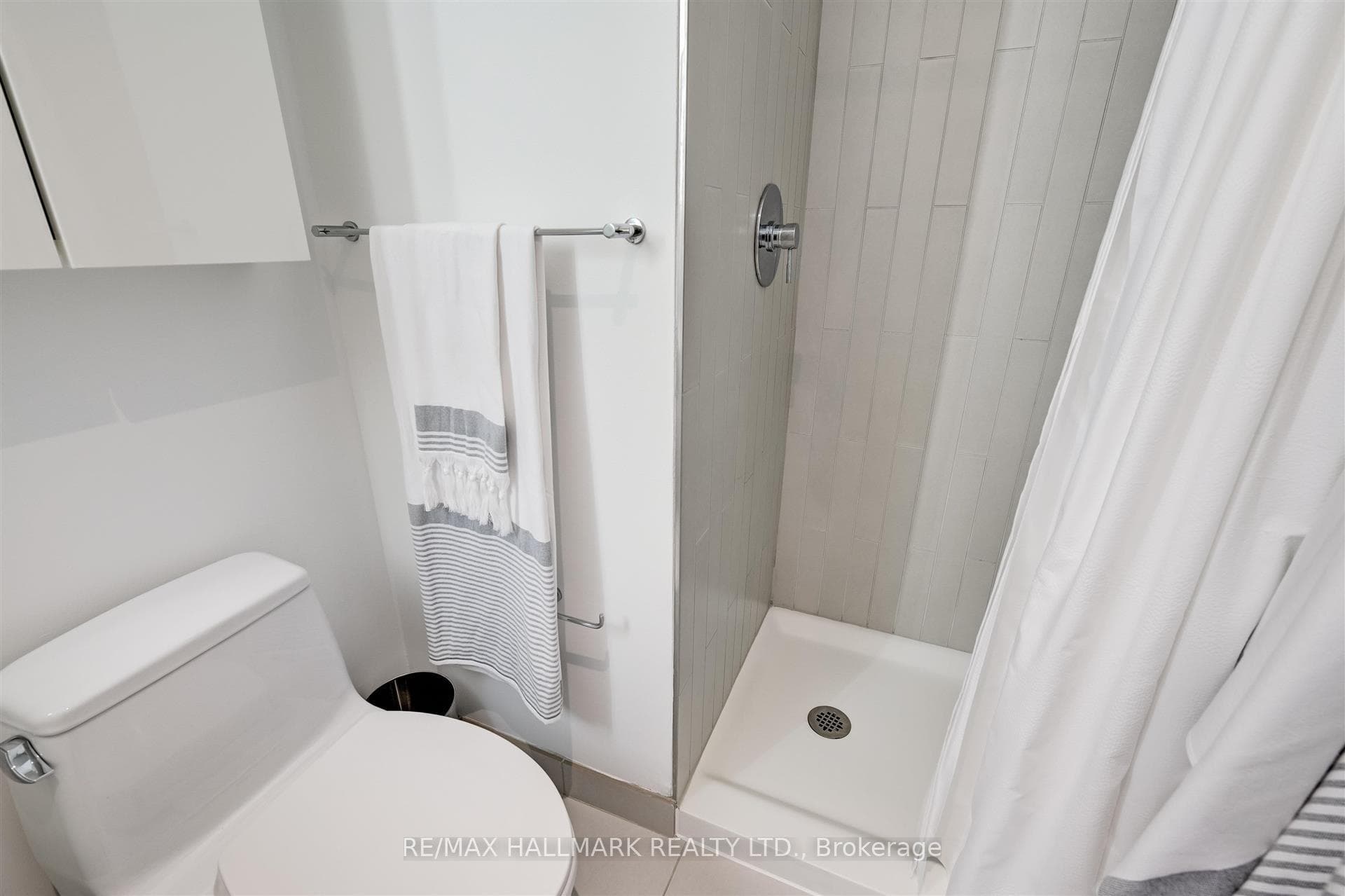 25 Oxley Street Unit 406 photo 23