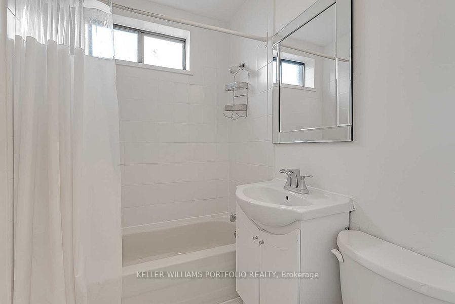 921 Midland Avenue Unit 704 photo 24