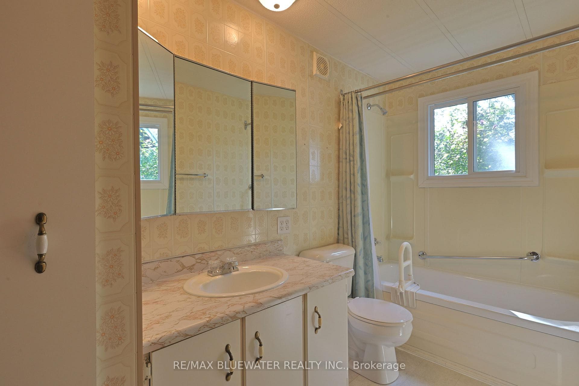 182 Pebble Beach Parkway photo 31