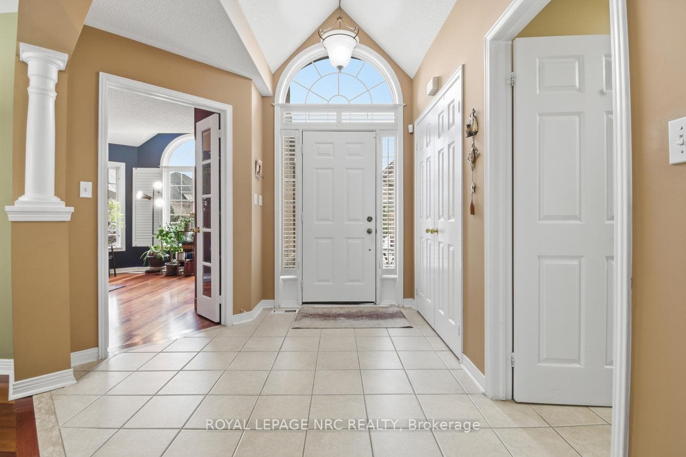 65 MCCAFFERY Crescent photo 9