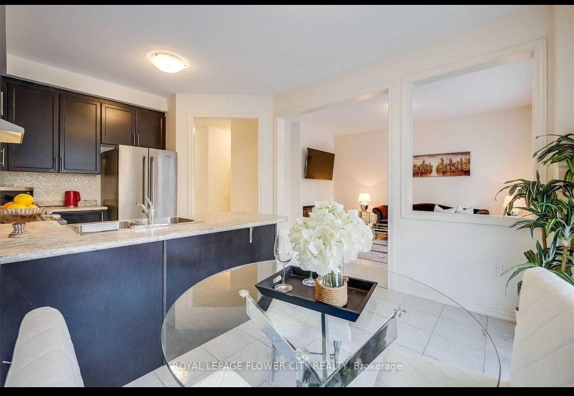 49 Truro Circle photo 15