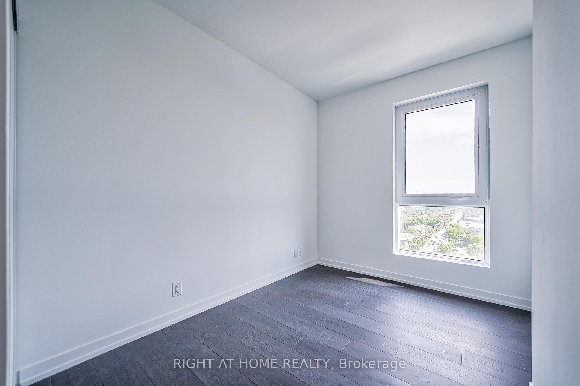 2020 Bathurst Street Unit 1821 photo 22