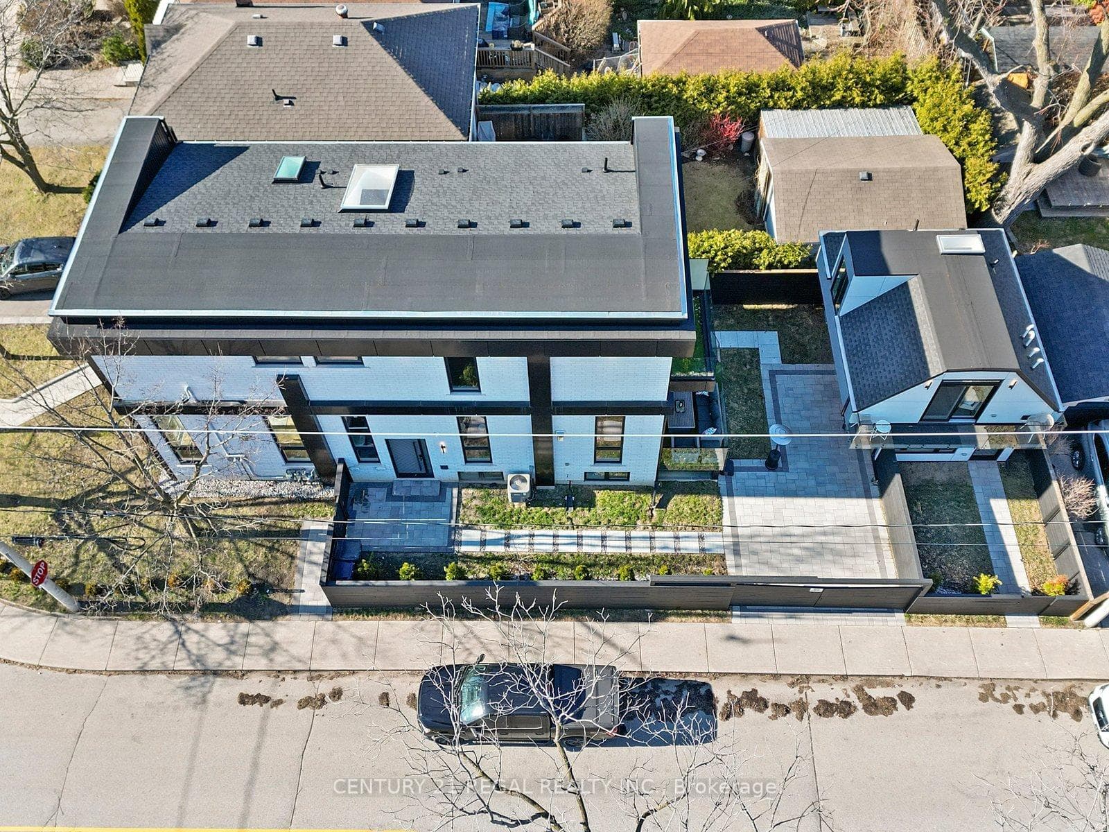 Front Exterior - 2 Houses 1 Lot