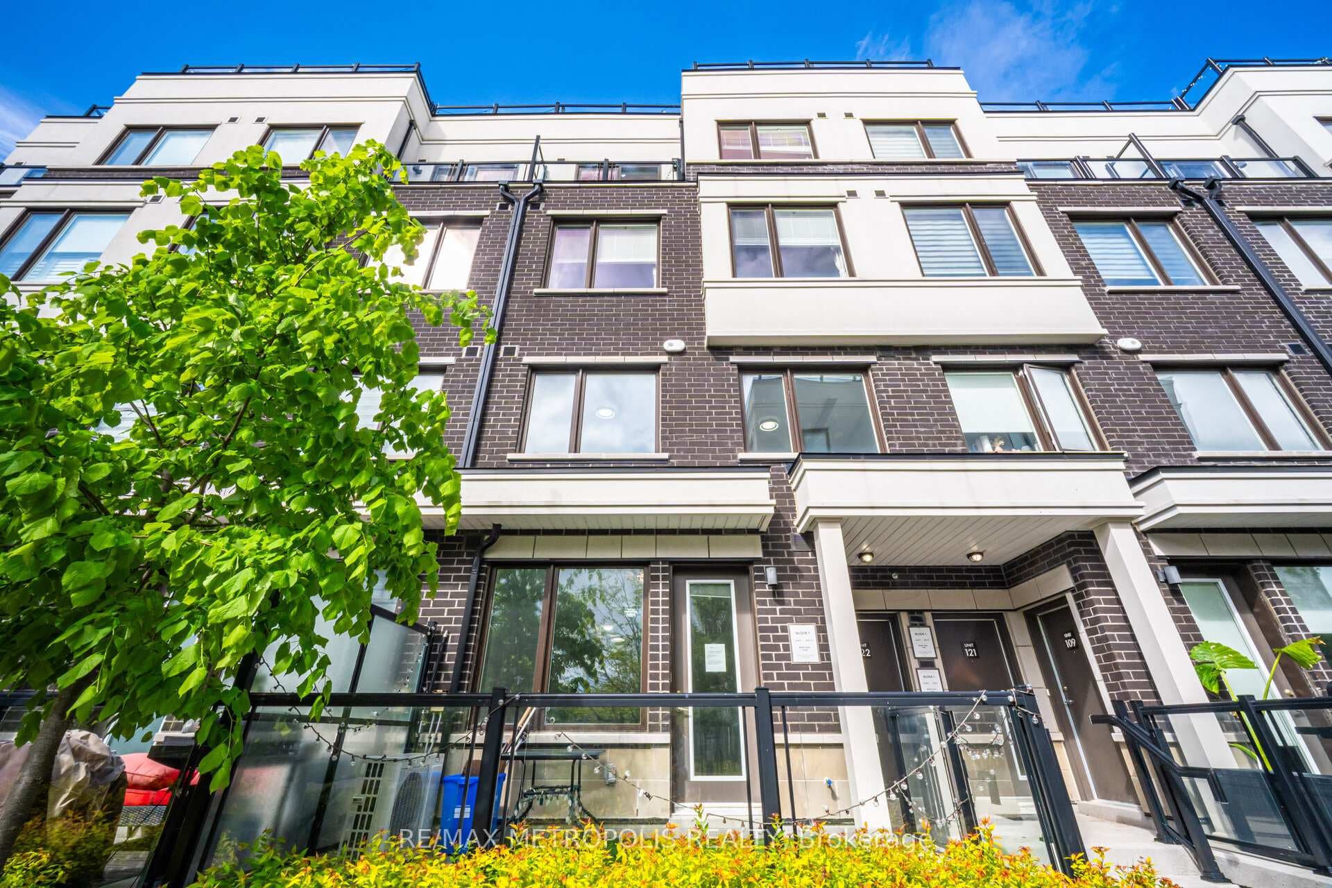 1711 Pure Springs Boulevard Unit 110 photo 1