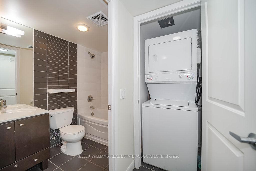 235 Sherway Gardens Road Unit 709 photo 27