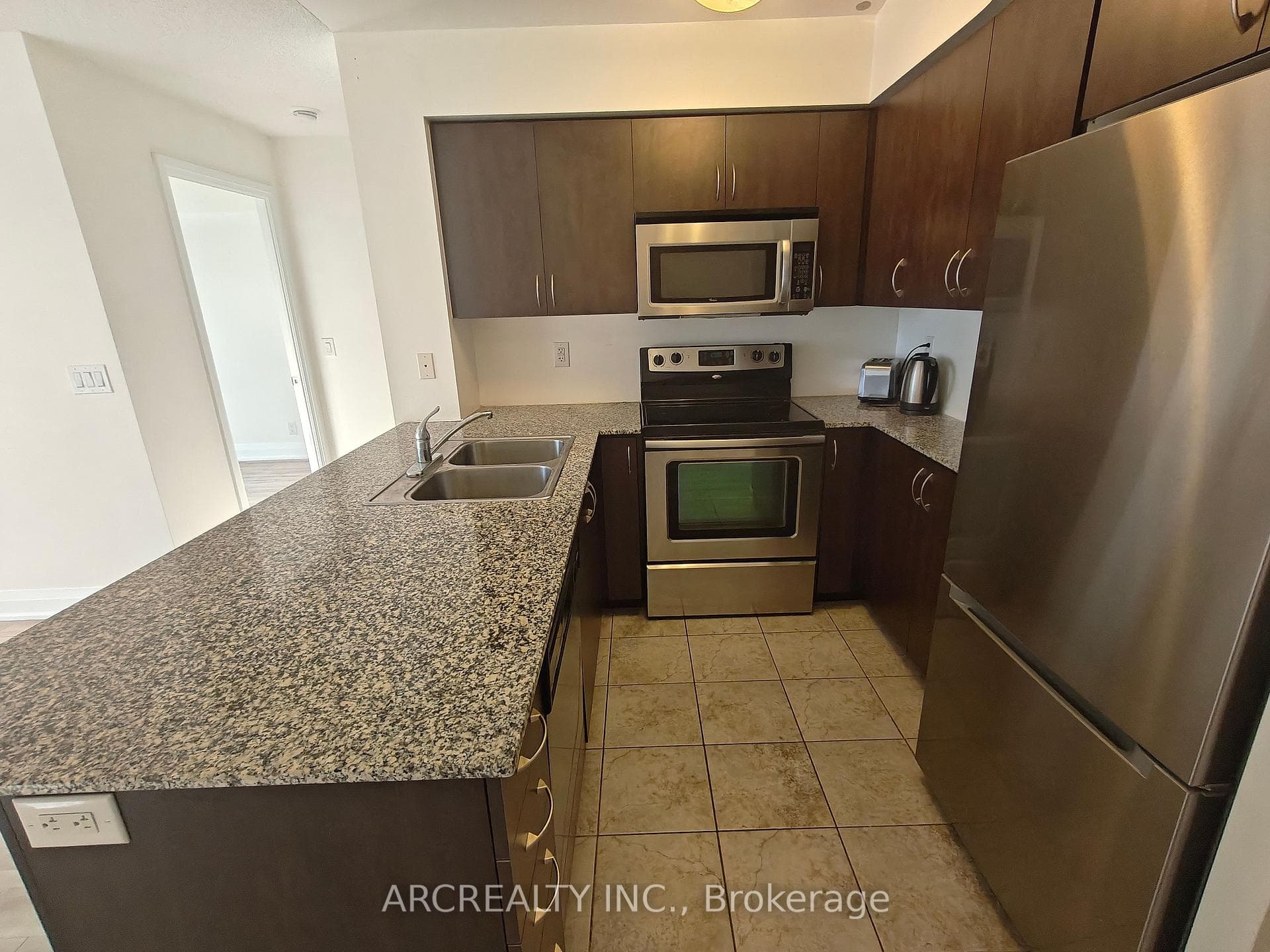 1 De Boers Drive Unit 716 photo 5