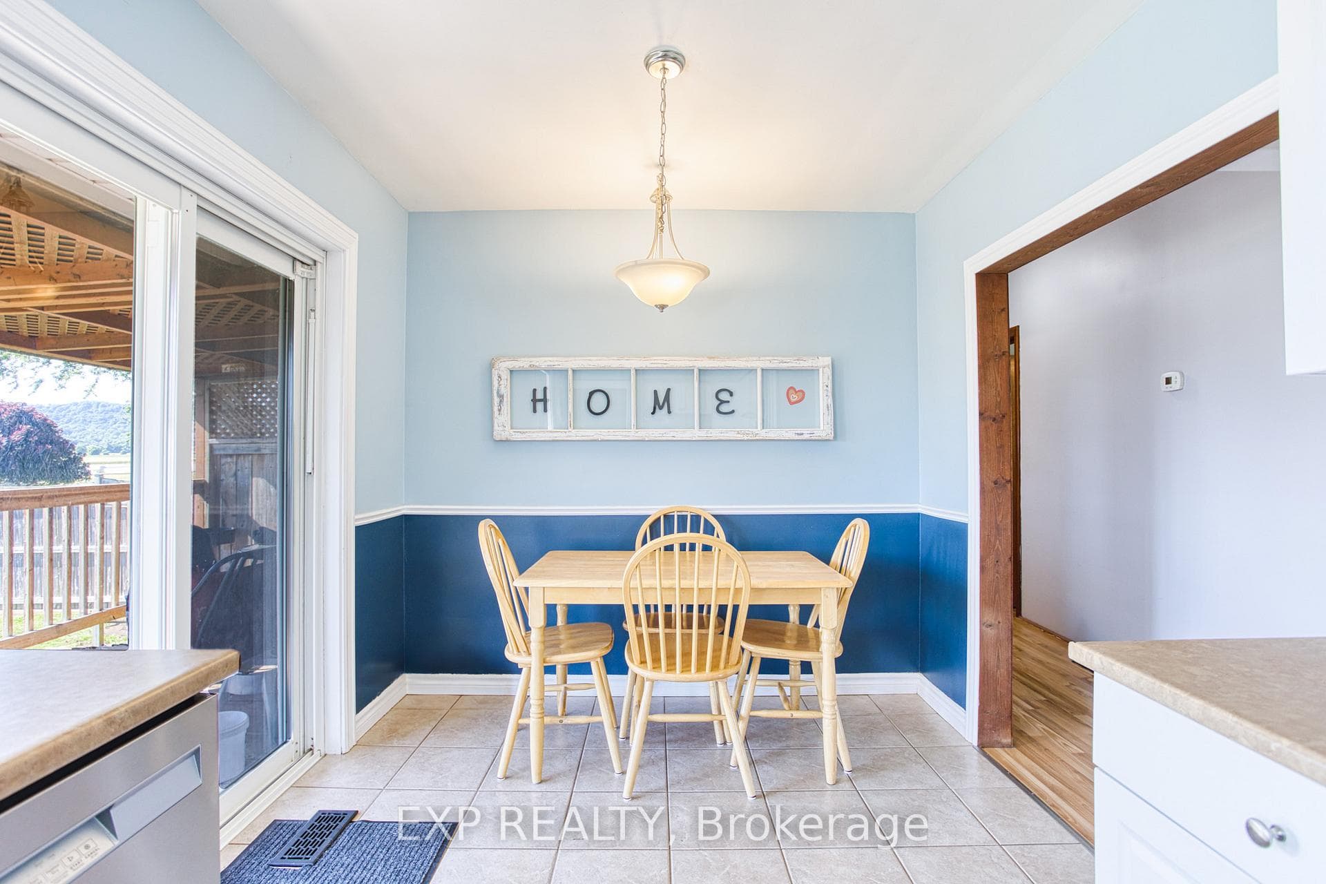 300 Christina Avenue photo 14