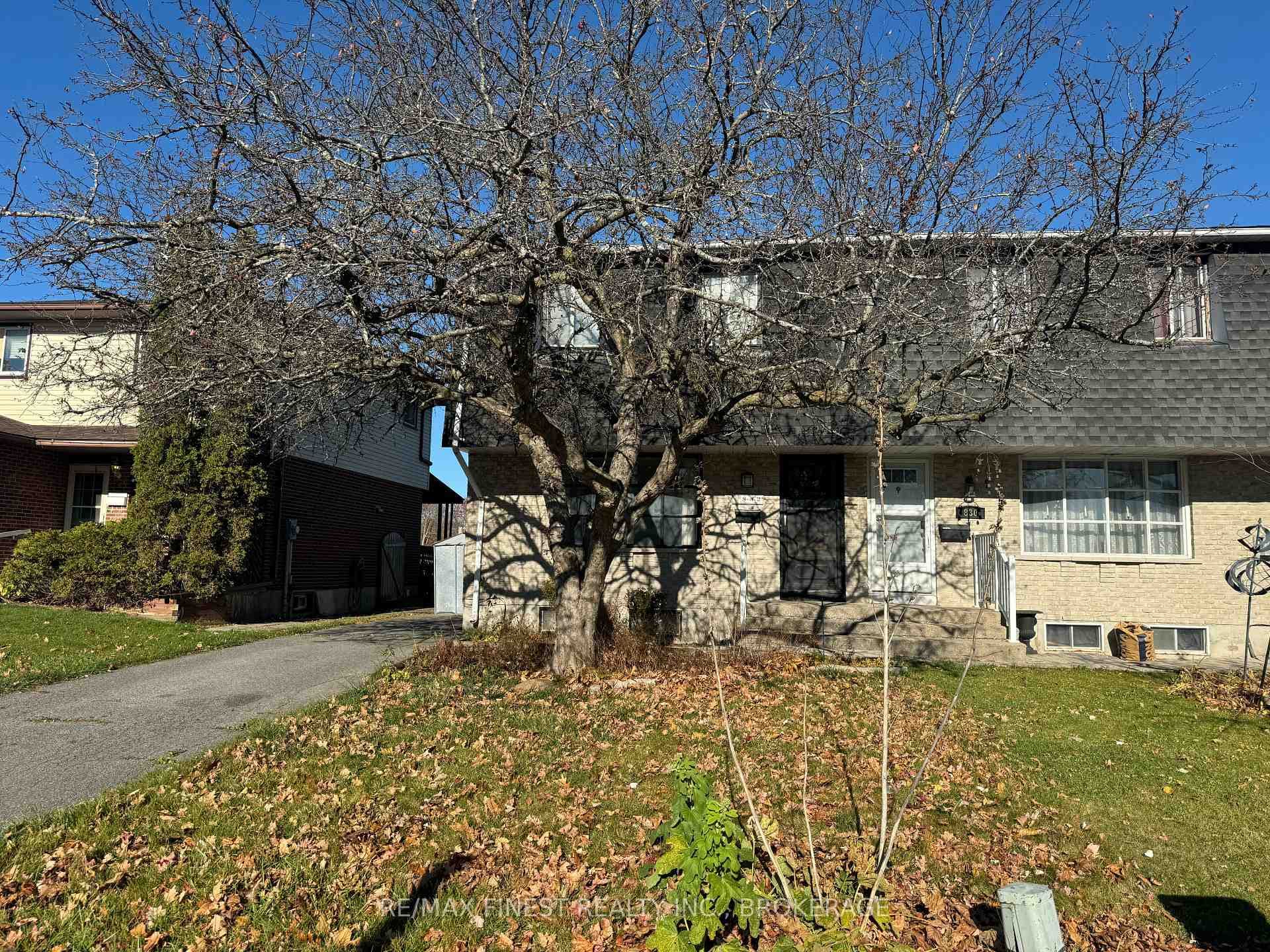 832 Milford Drive photo 1