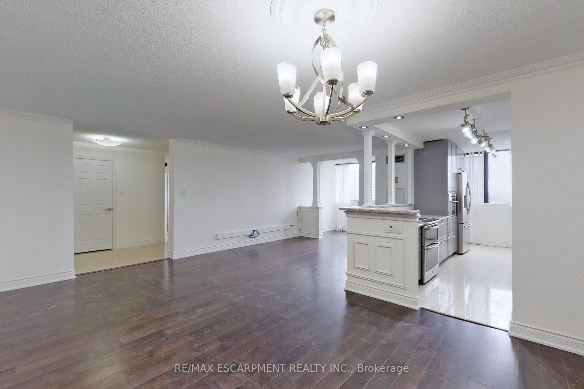 133 Torresdale Avenue Unit 605 photo 18