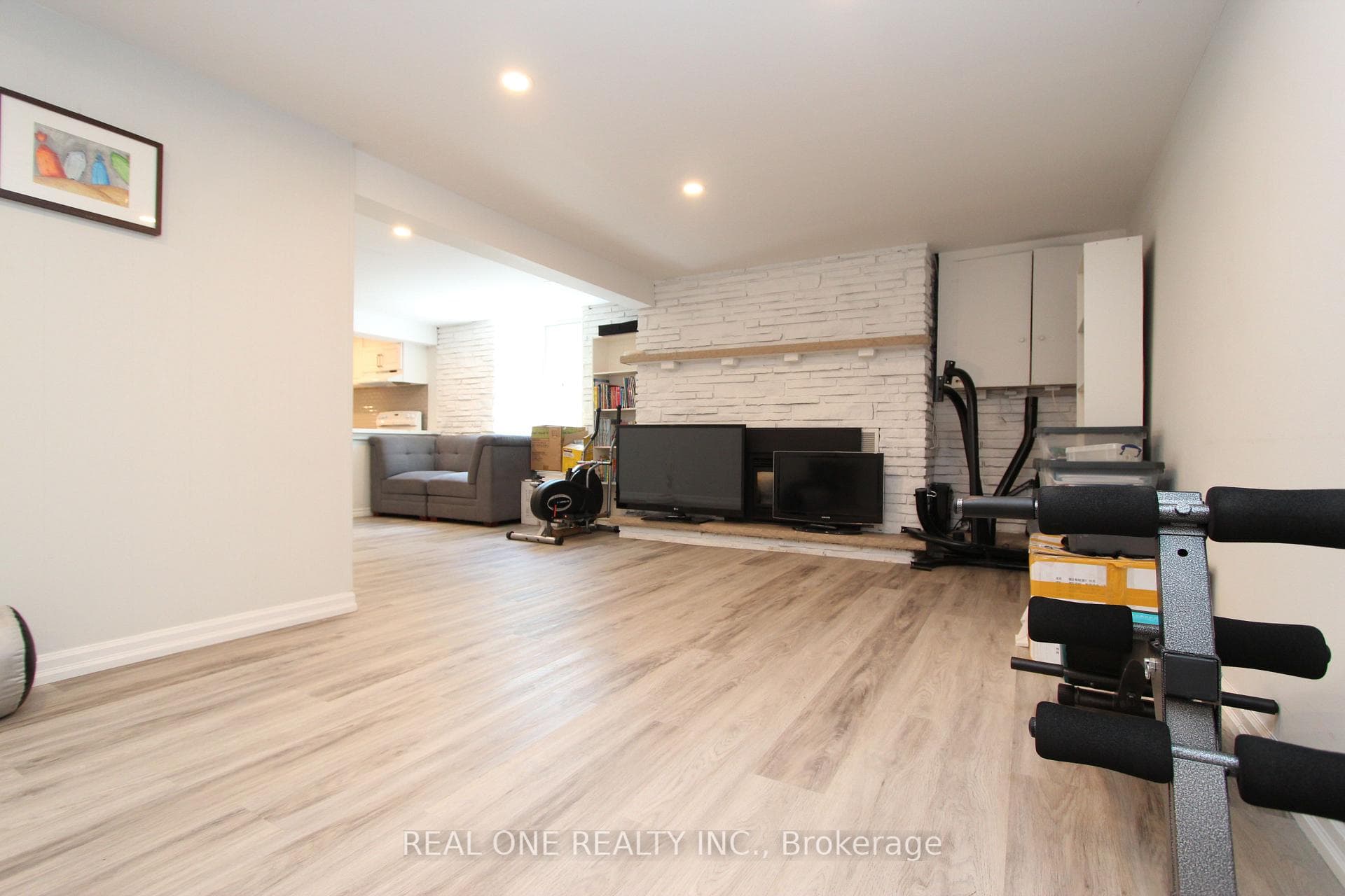 25 Bigwin Drive photo 20