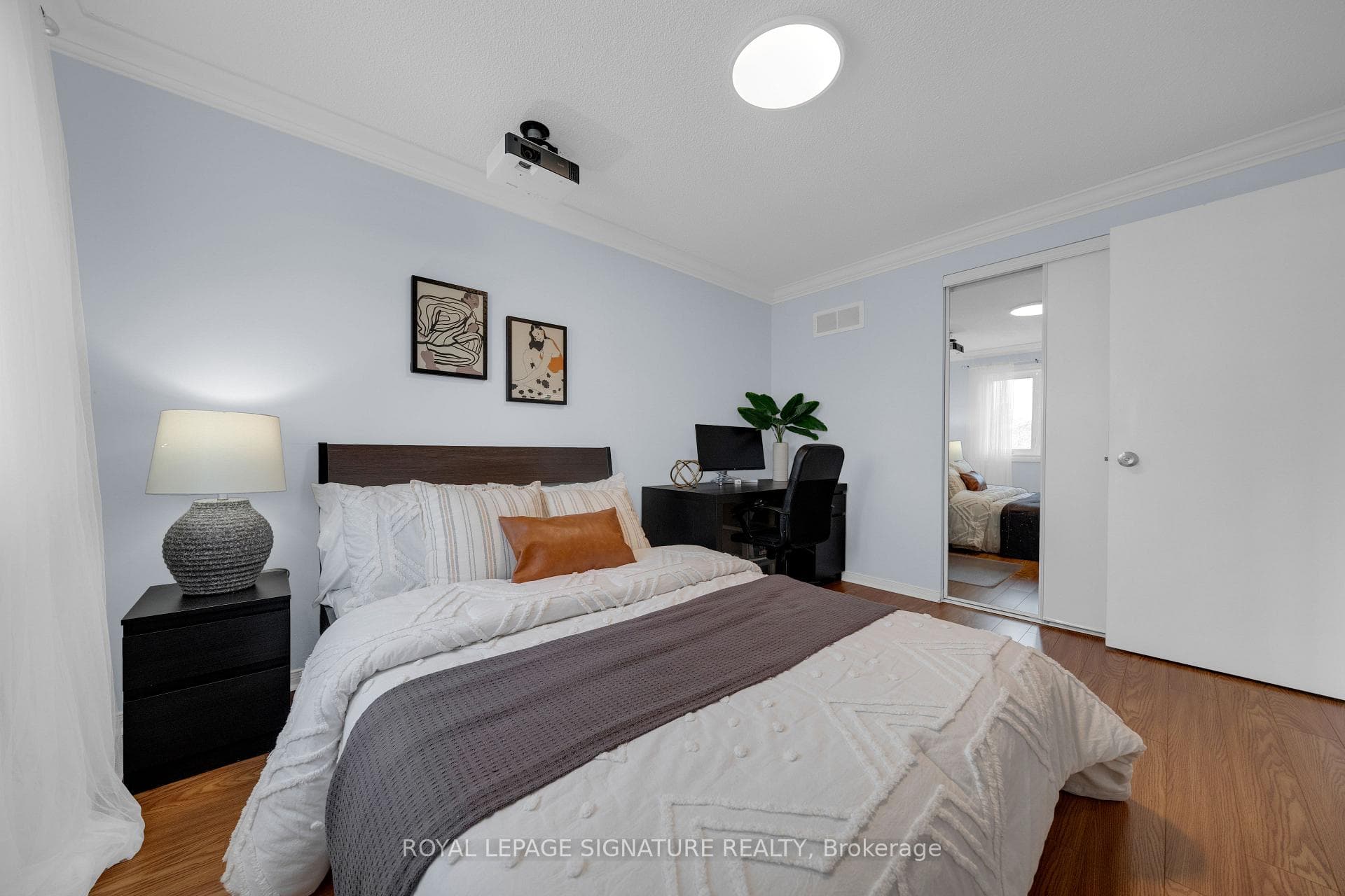 Large Secondary Bedrooms