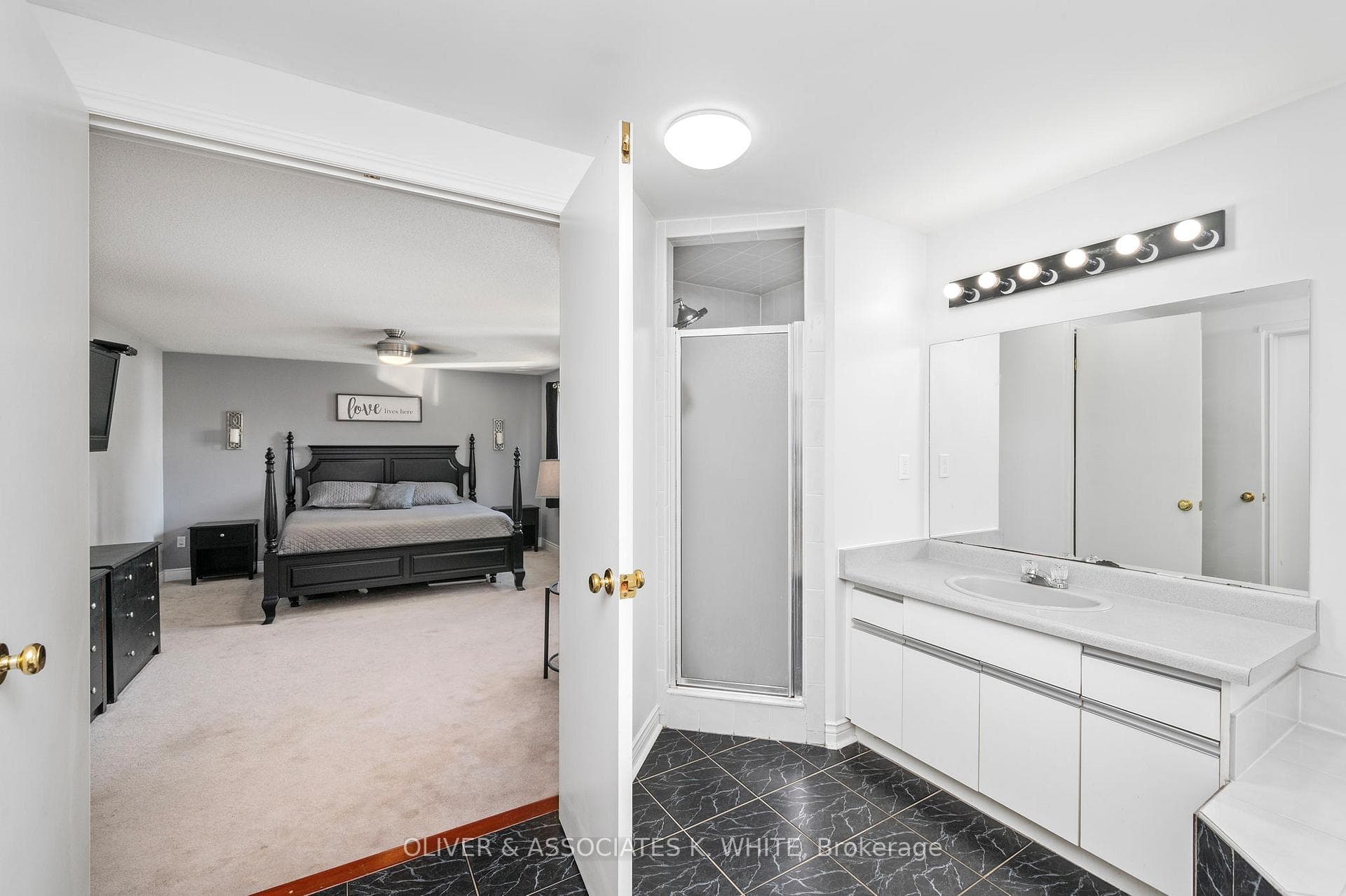 6 Redwood Lane photo 18