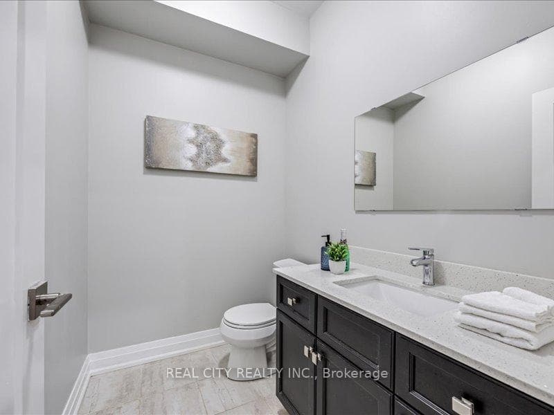 13 Bayberry Lane photo 12