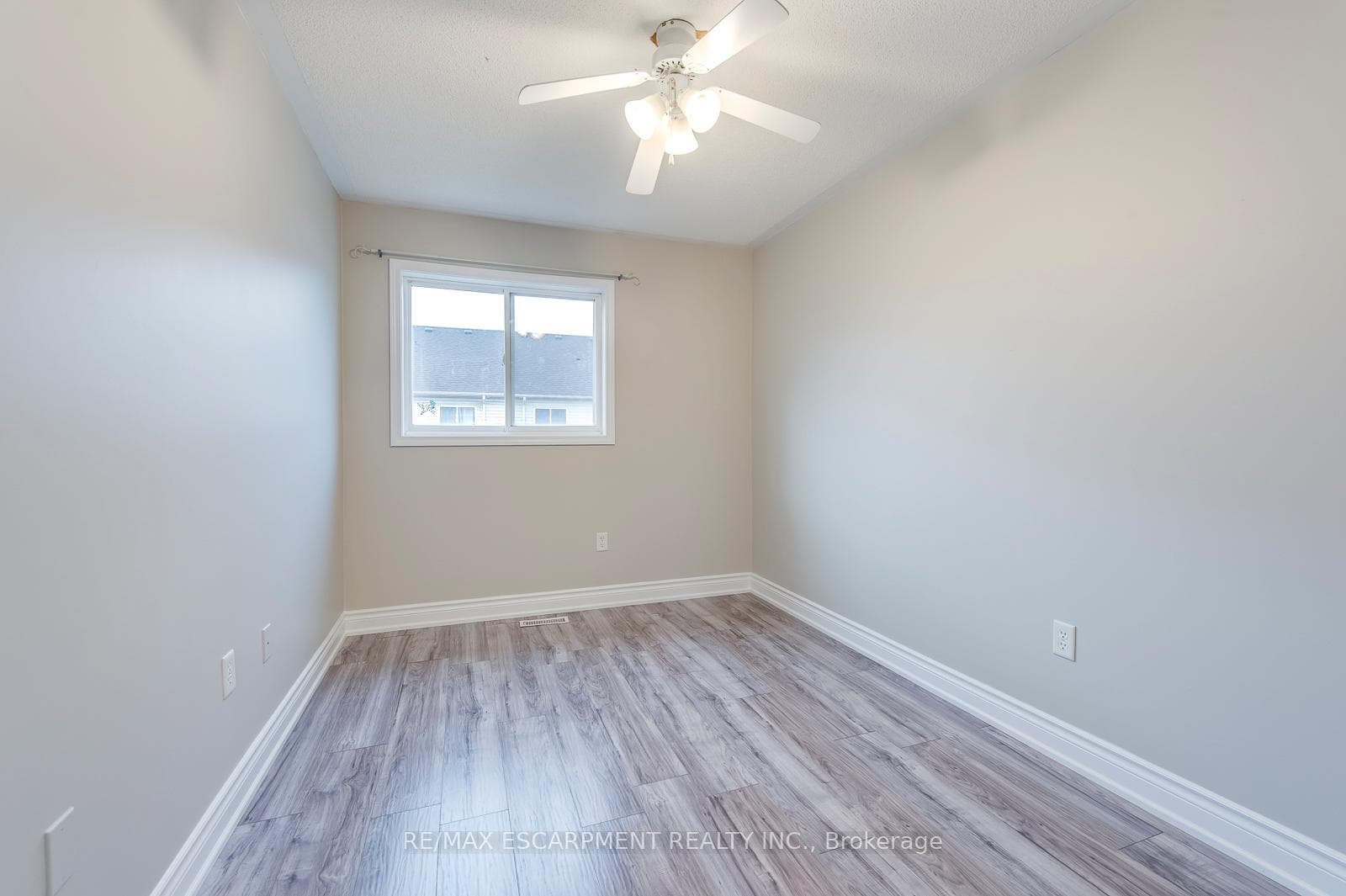 4429 Peter Drive photo 22
