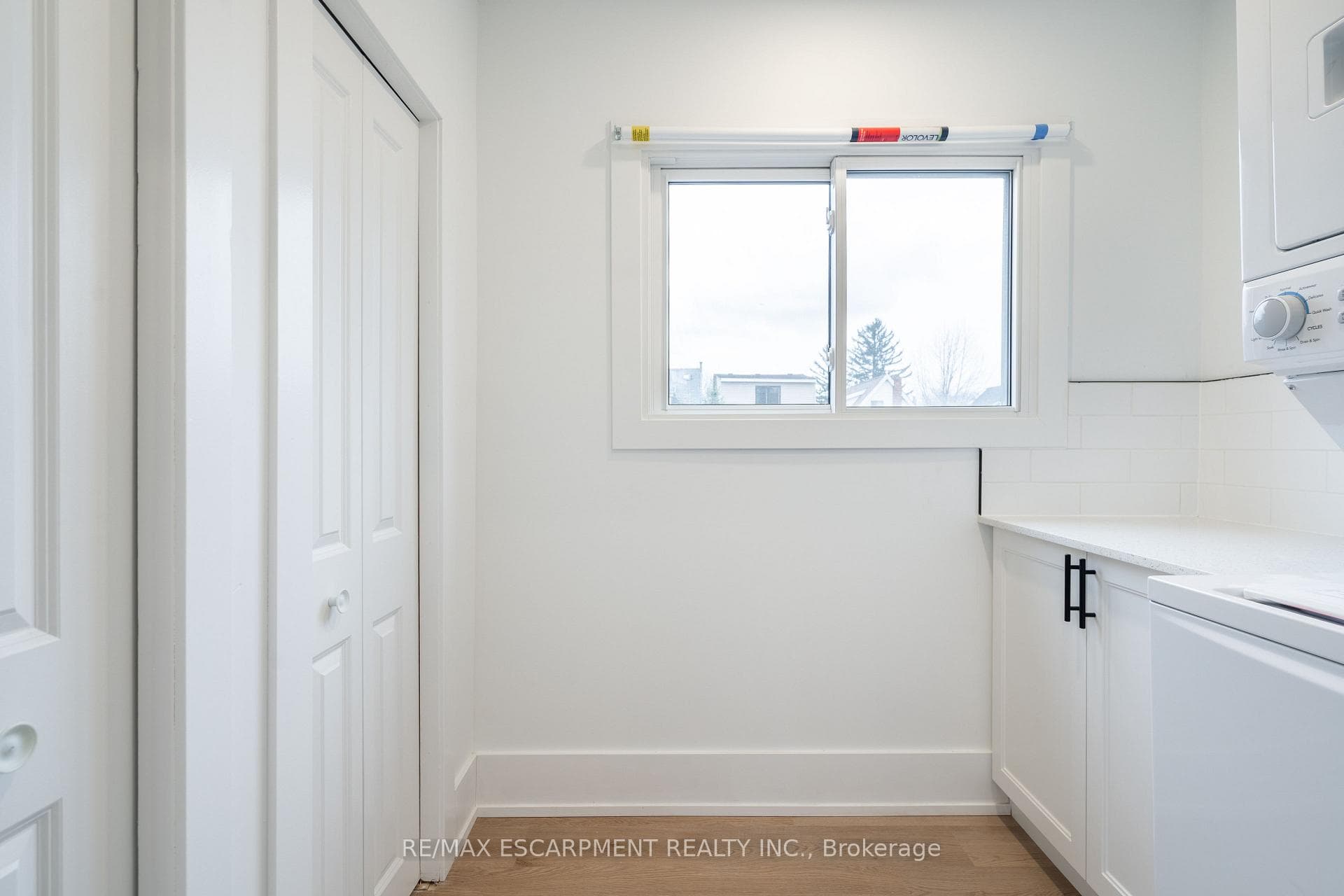 204 Balsam Avenue photo 25