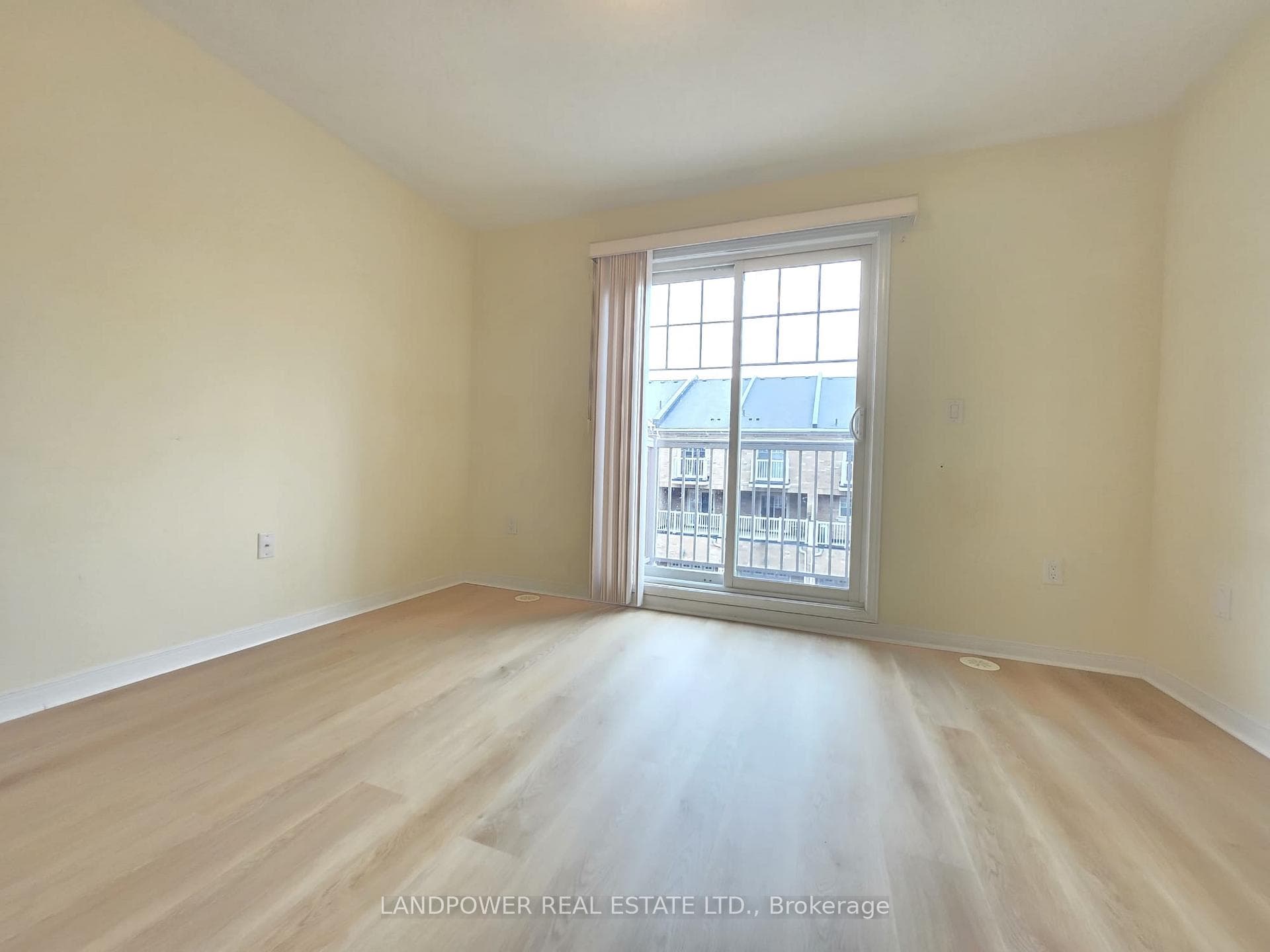 5289 Major Mackenzie Drive photo 21