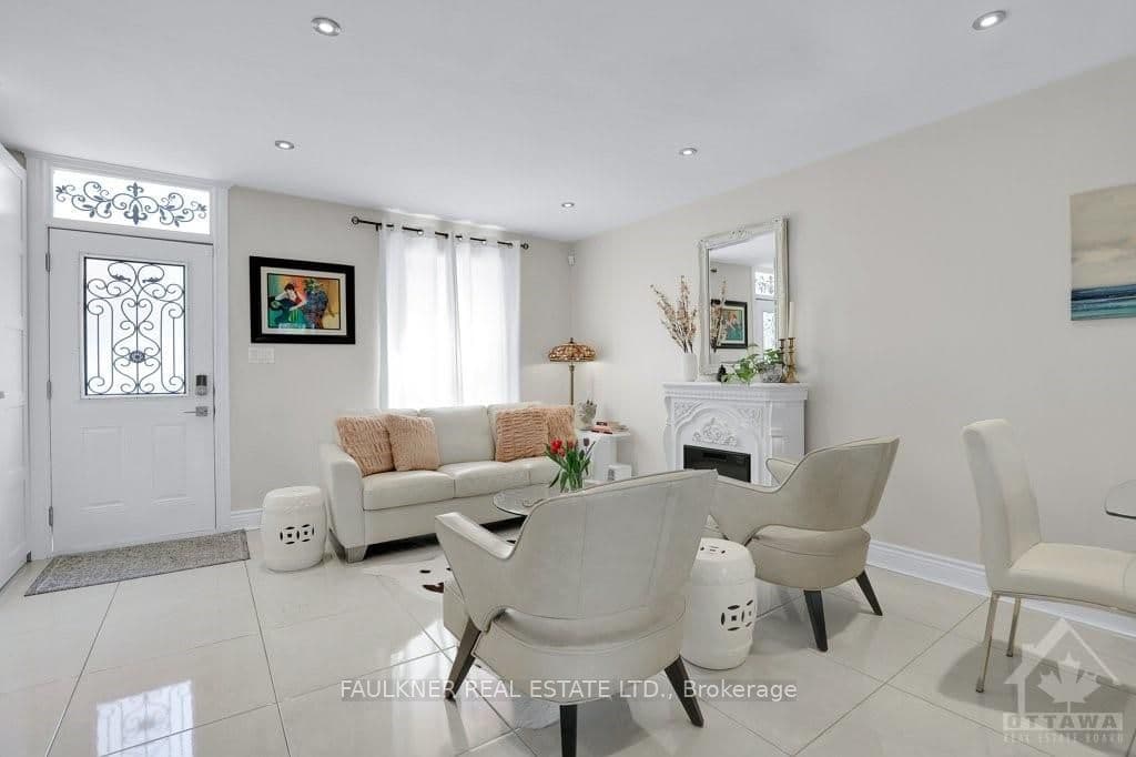 93 HOLMWOOD Avenue photo 3