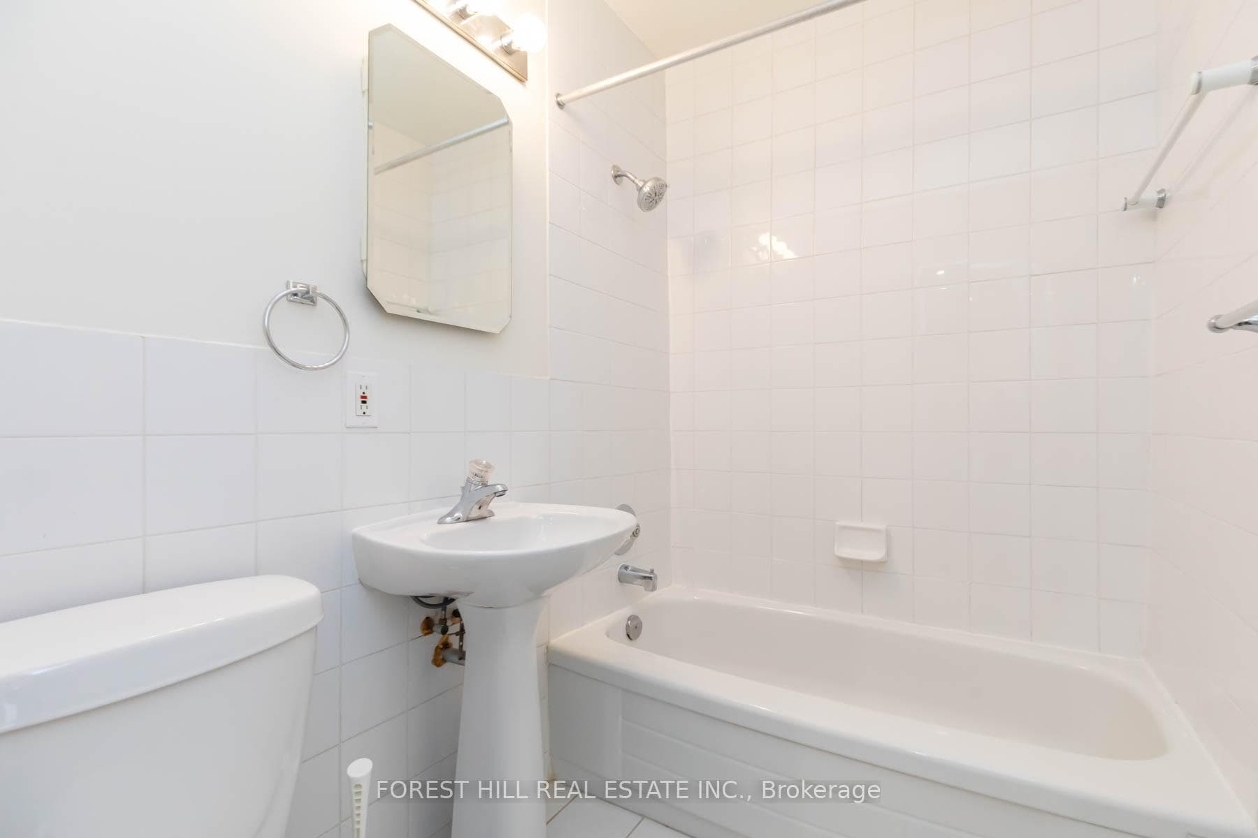 2 Ridelle Avenue Unit 408 photo 19