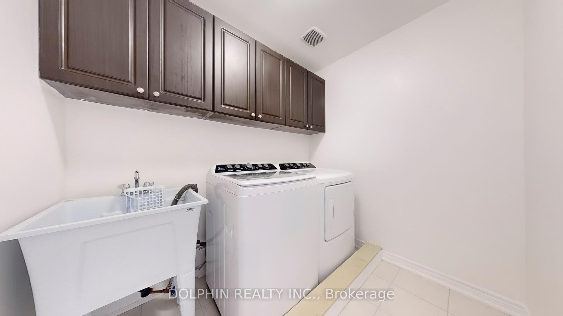 29 Westport Drive photo 25