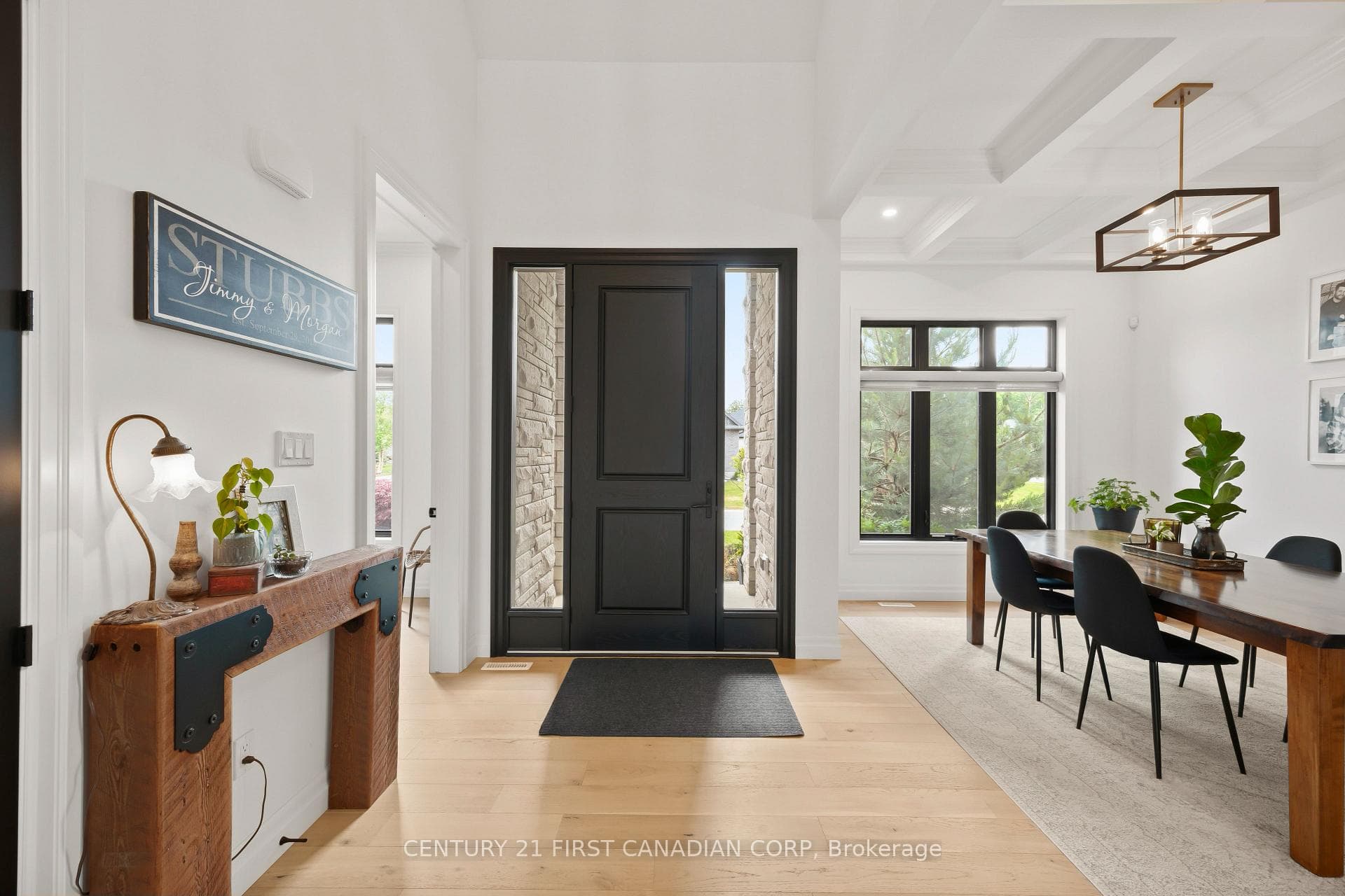 8 Oscar Davis Court photo 6