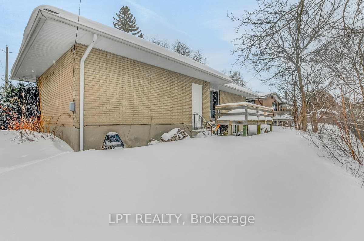 1771 Mcmaster Avenue photo 36