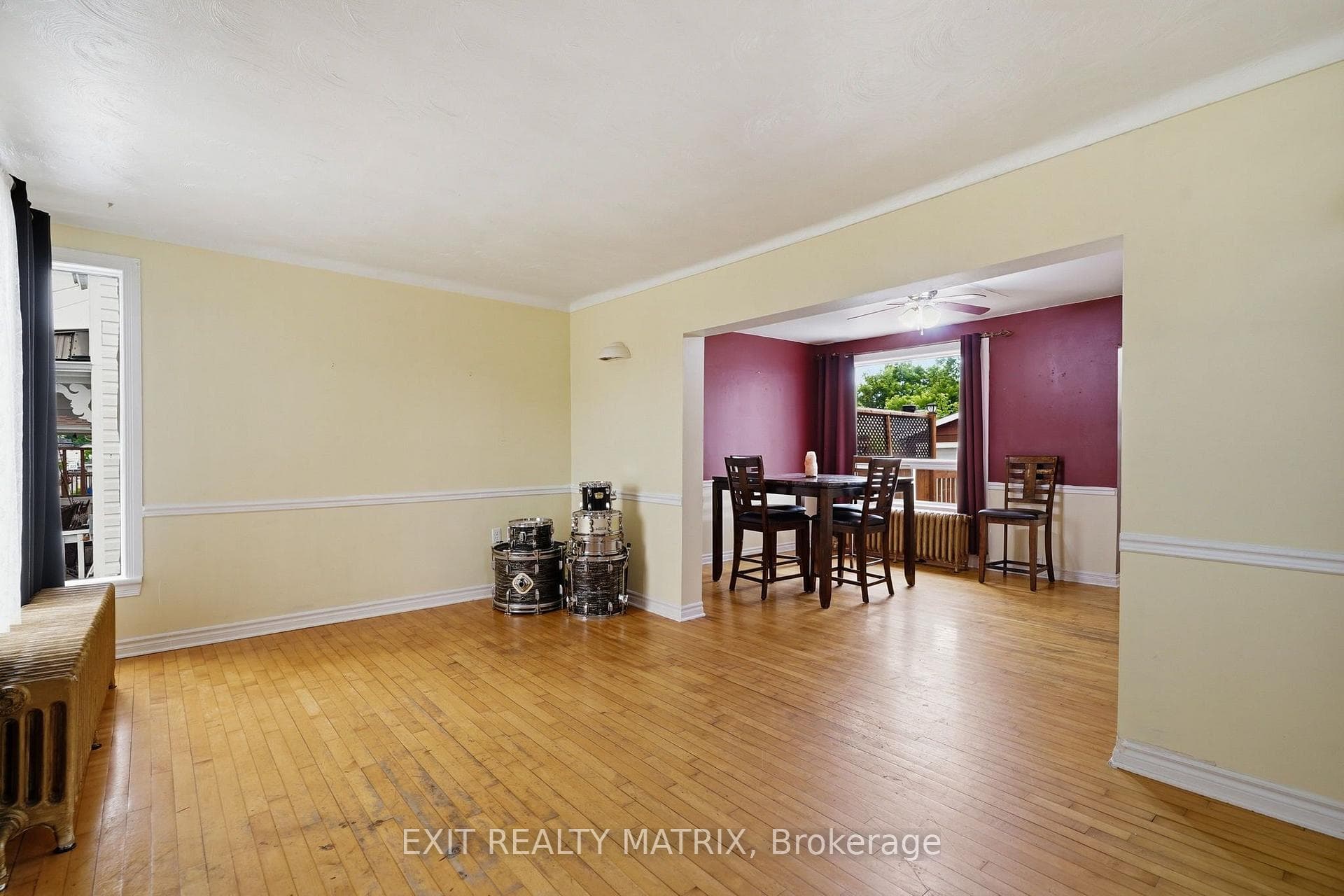 281 Higginson Street photo 7