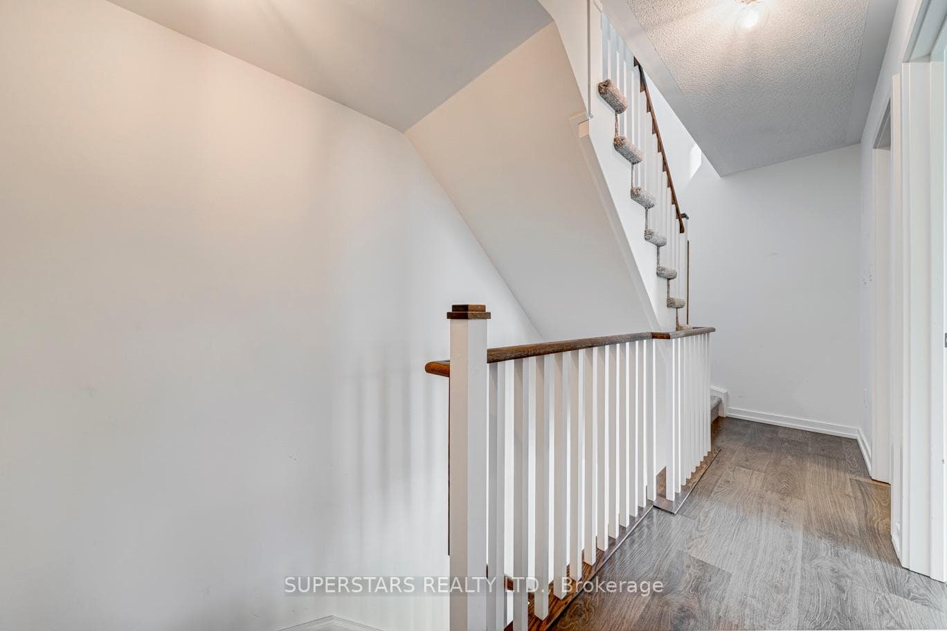 12584 Ninth Line photo 16