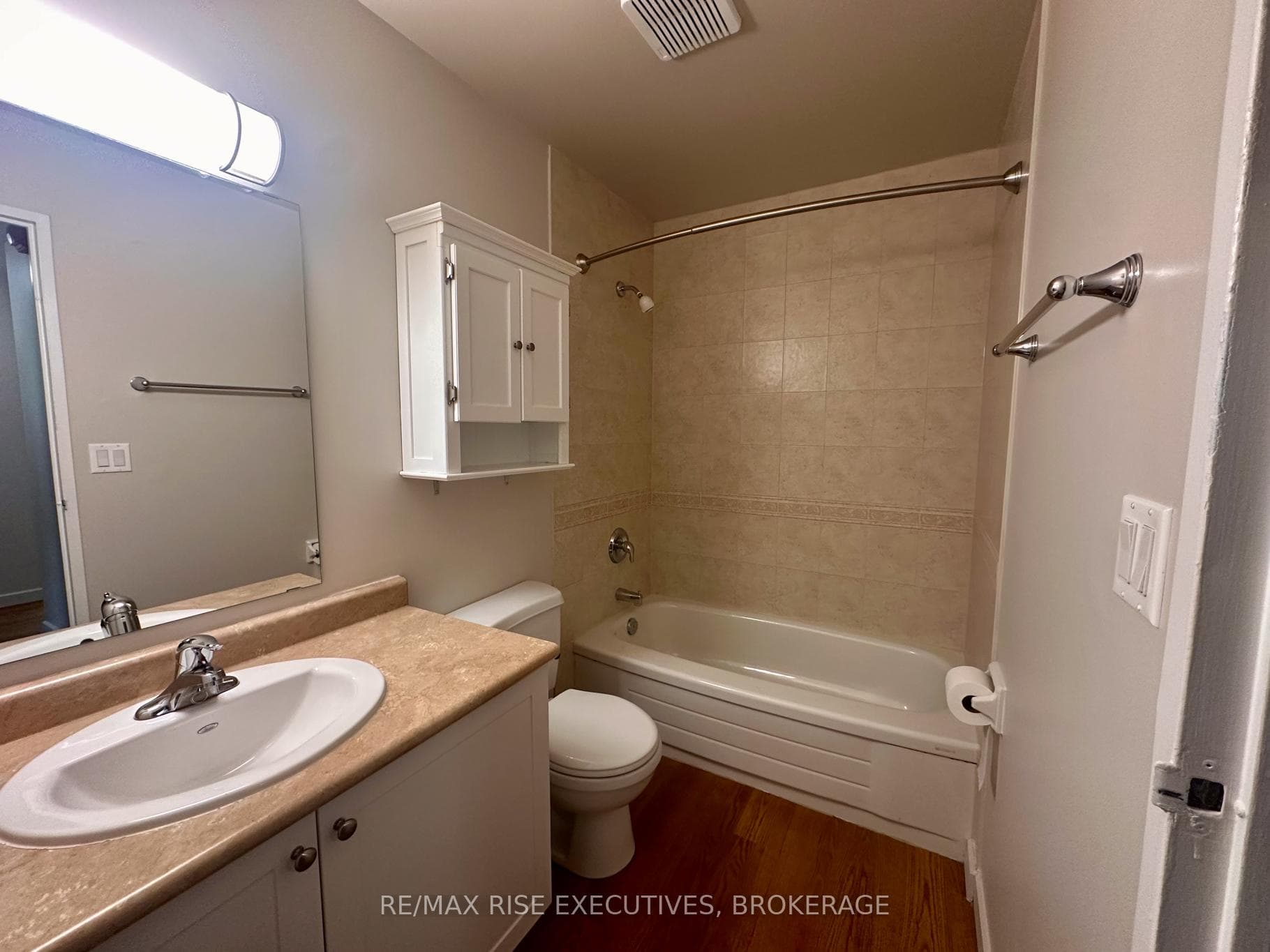 1020 Pembridge Crescent Unit 119 photo 12