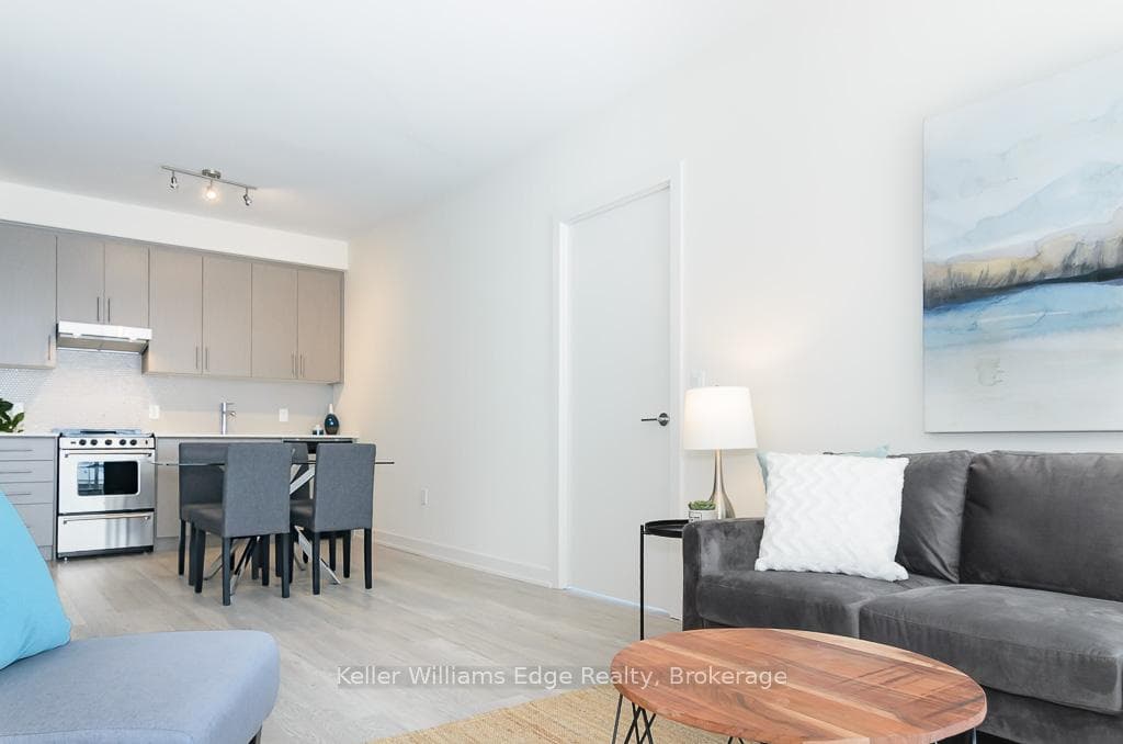 212 King William Street Unit 405 photo 7