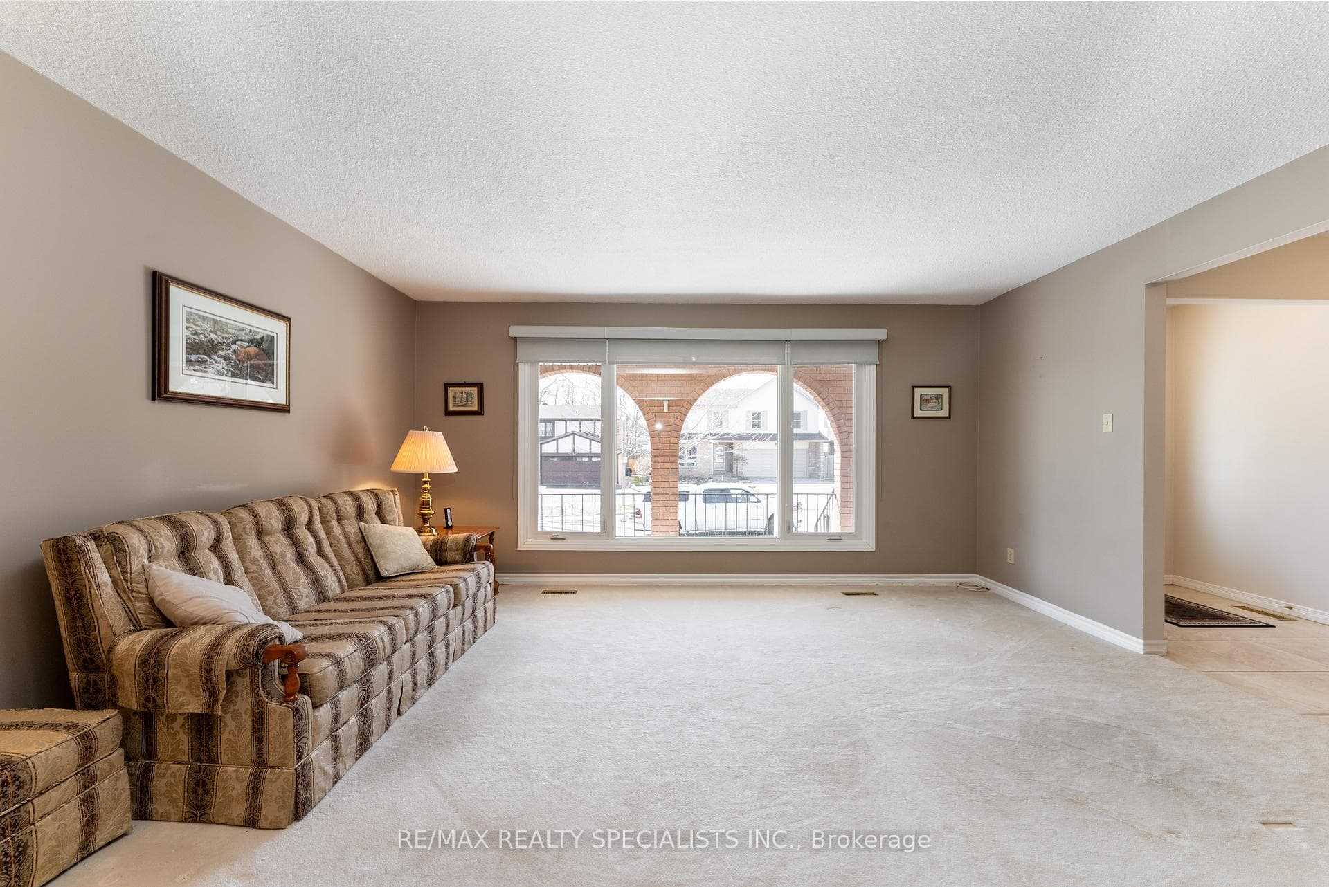 2459 Sinclair Circle photo 8